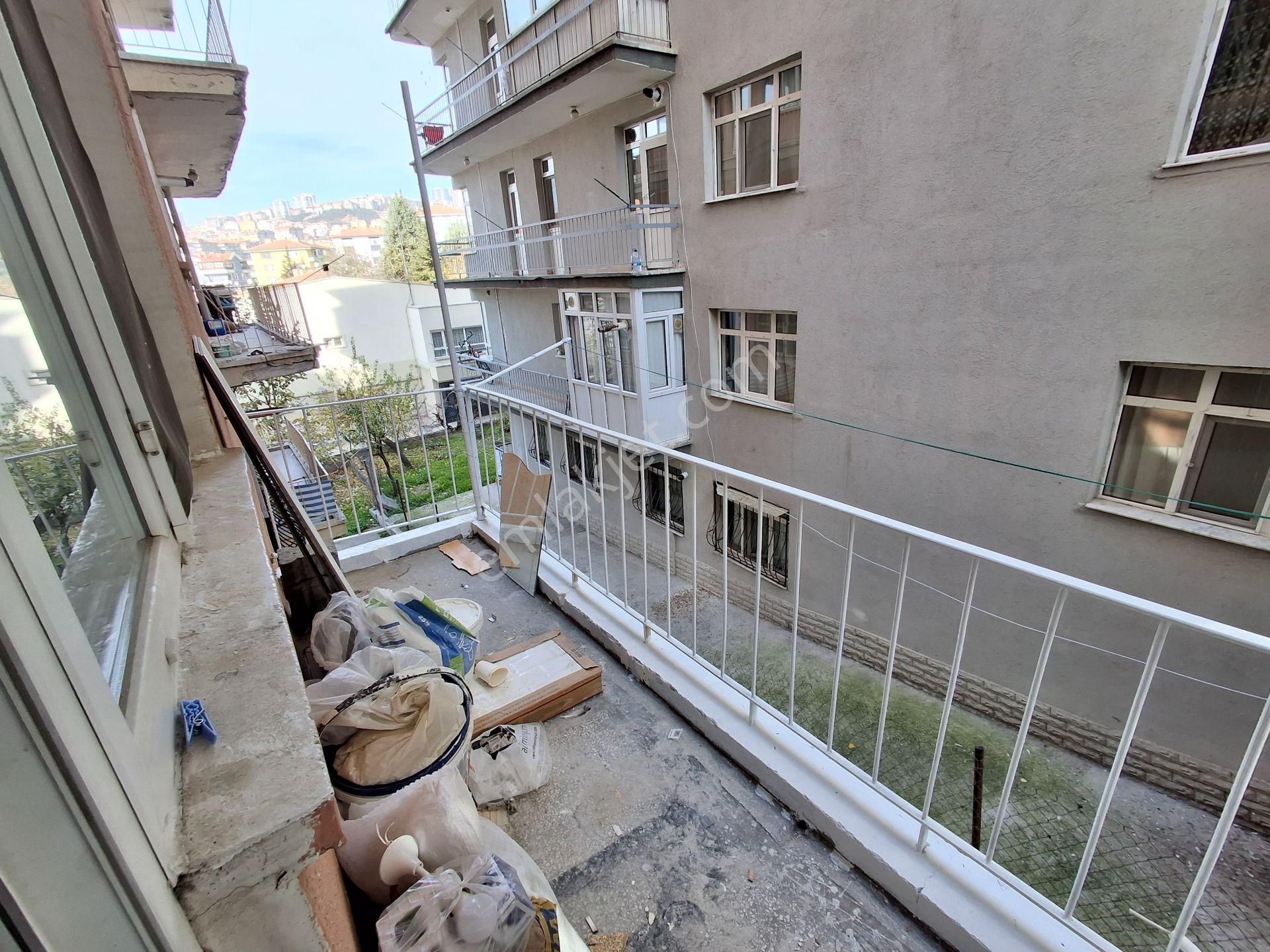 2+1 Lüks Yapılı Masrafsız Merkezi Konumda Balkonlu Daire - Görsel 17