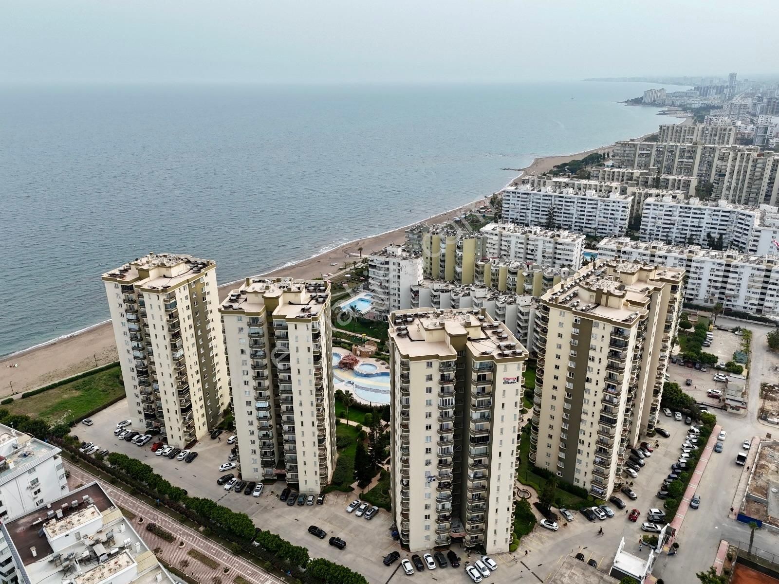 Mezitli Menderes Liparis 2 Sitesi 5+1 Satılık