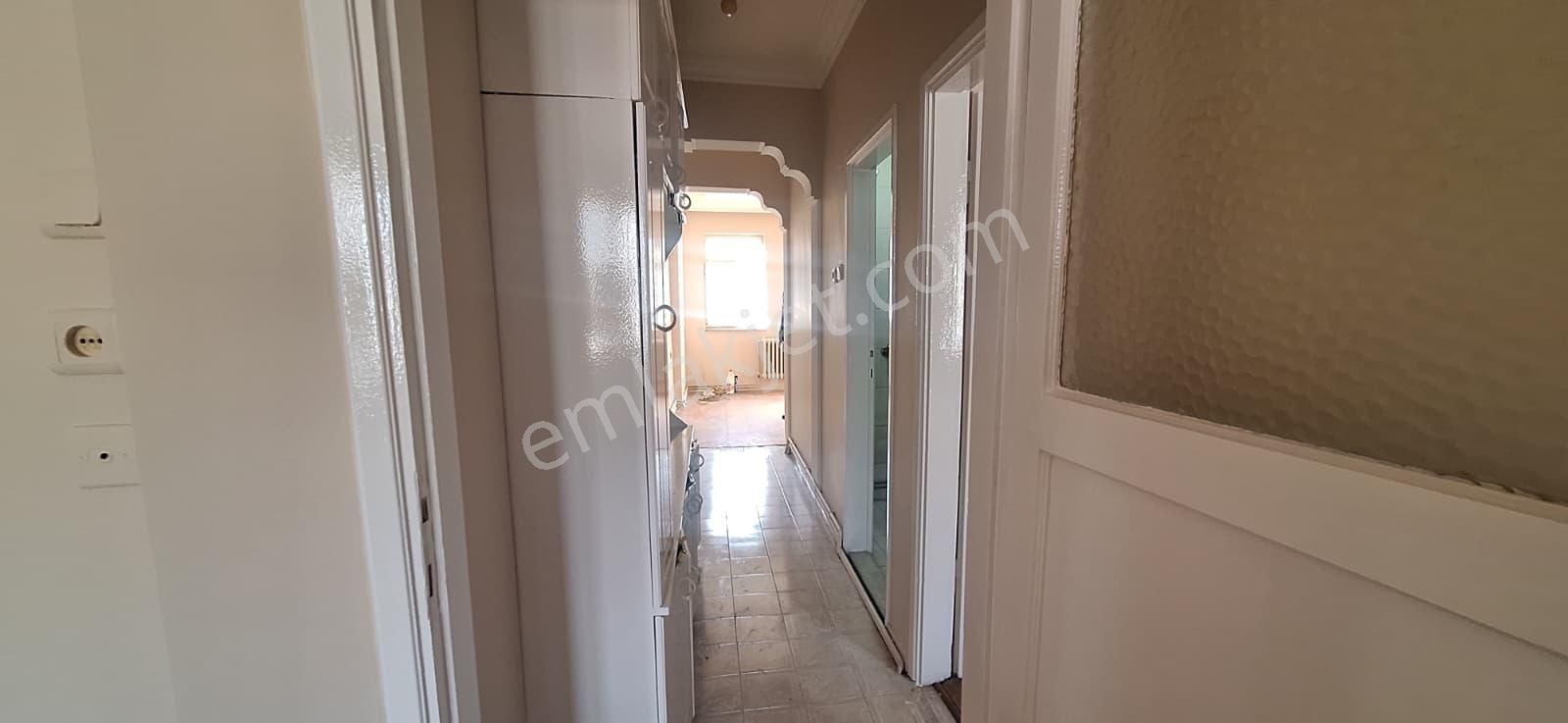 Sakaldöken Caddesi Üzerinde Satılık Daire - Görsel 2