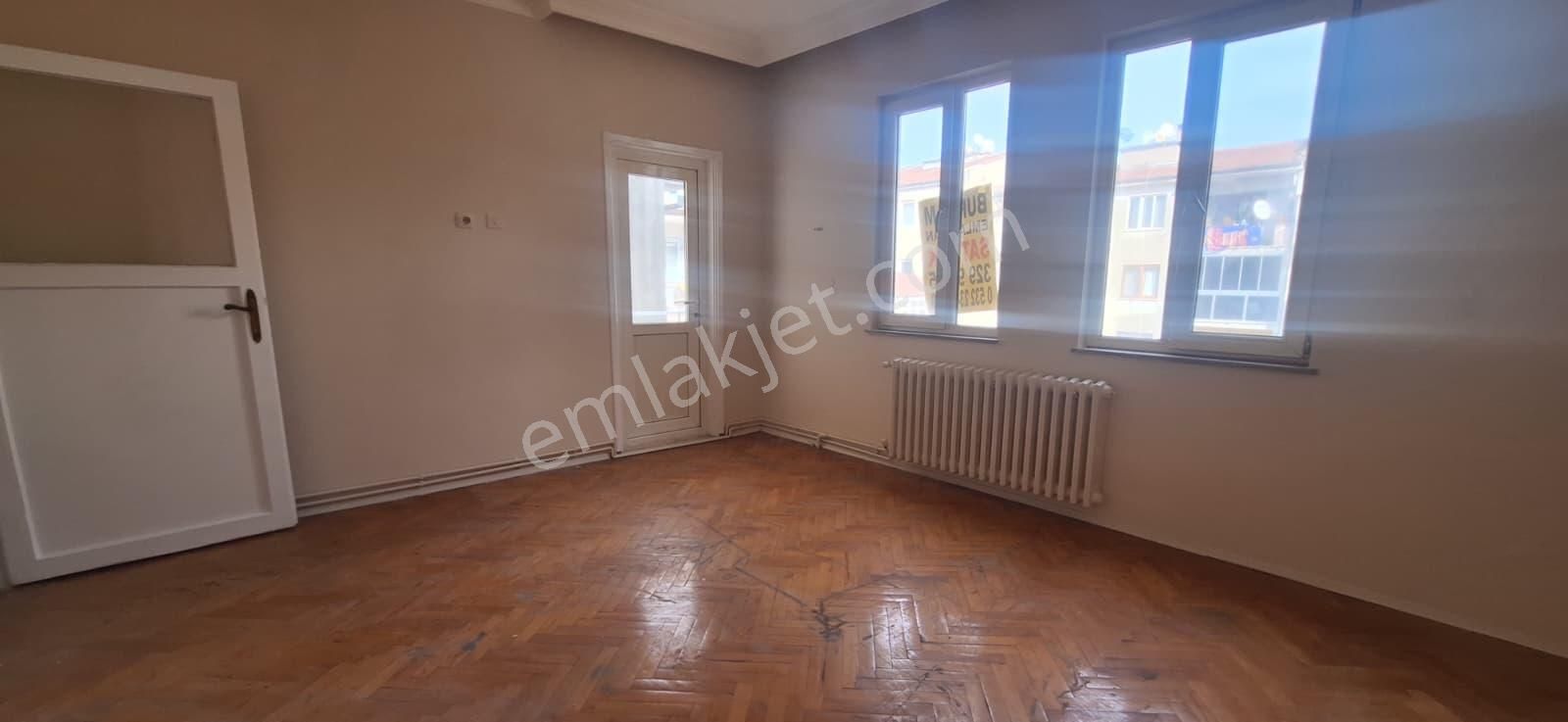 Sakaldöken Caddesi Üzerinde Satılık Daire - Görsel 5