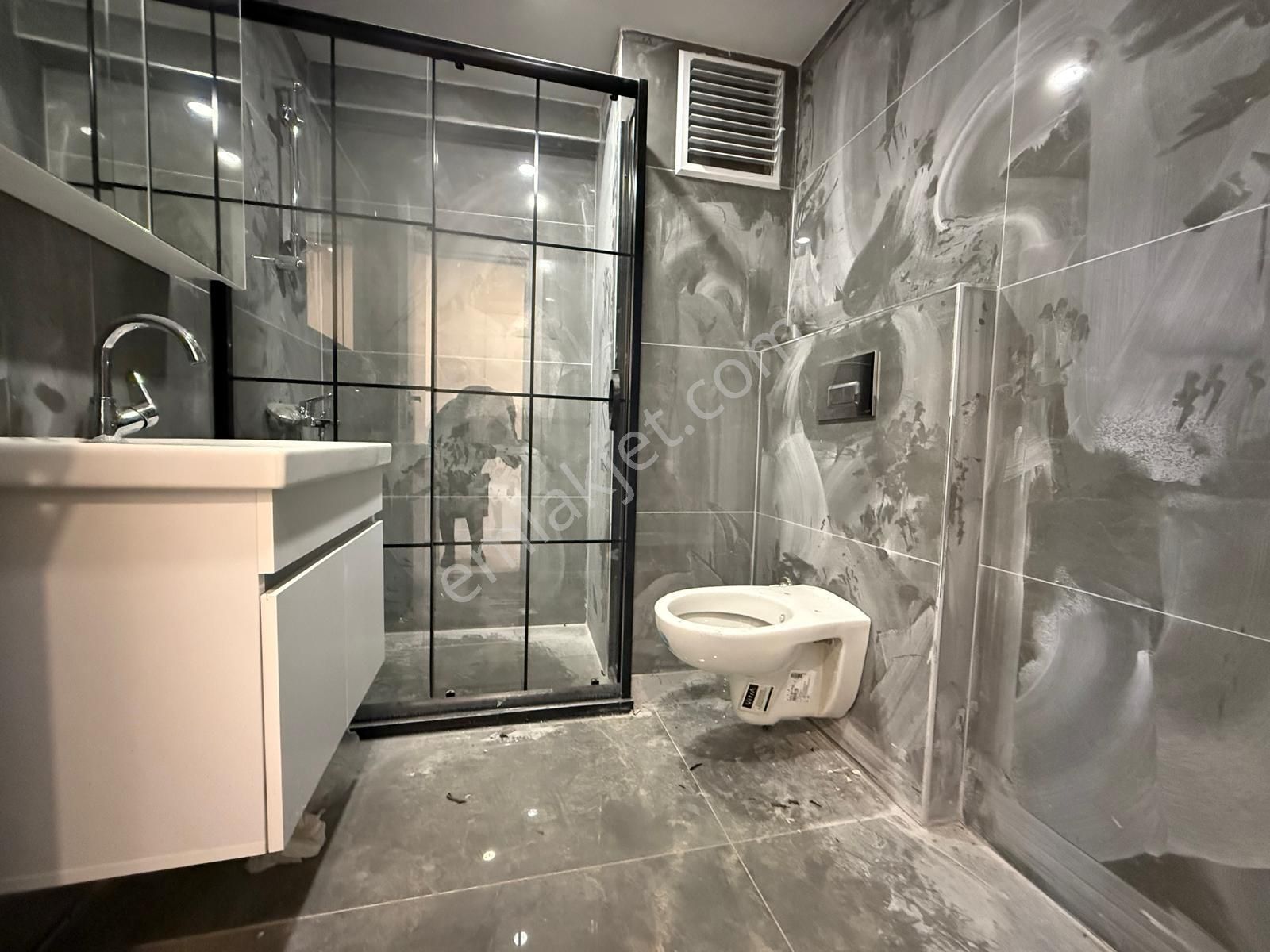 İstanbul House'dan B.evler'de Sıfır Binada 2+1 Bahçe Katı Daire - Görsel 15