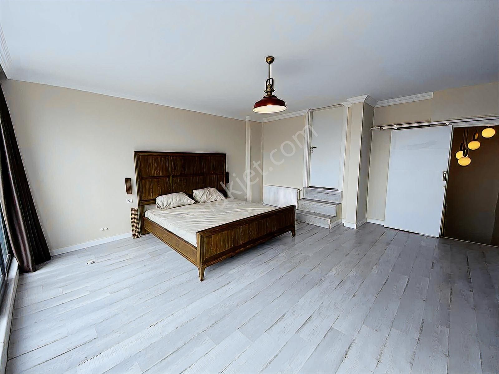 Aydınlar Sitesi Satılık Lüks Tadilatlı Deniz Manzaralı 4+2 Villa - Görsel 26