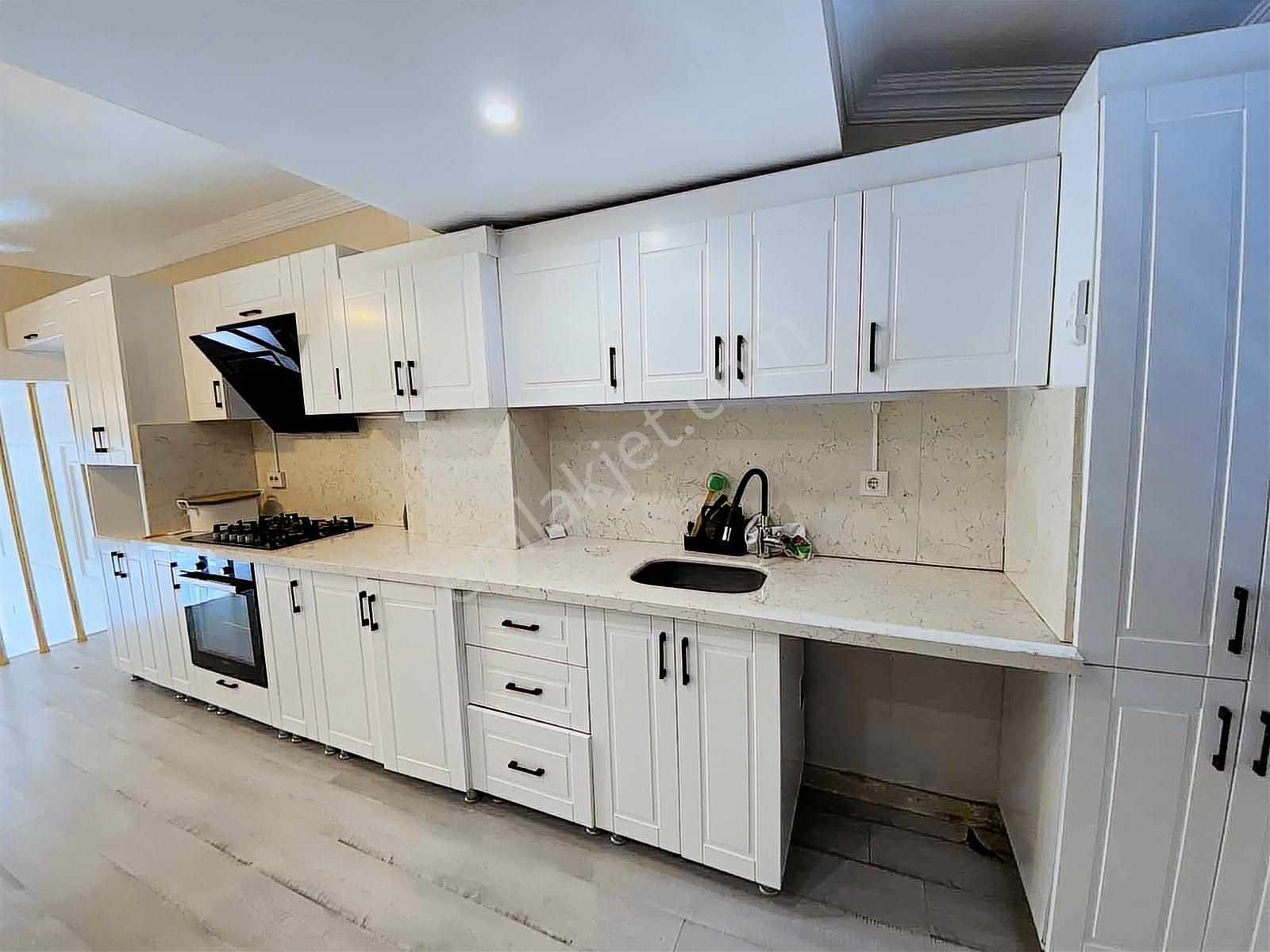 Aydınlar Sitesi Satılık Lüks Tadilatlı Deniz Manzaralı 4+2 Villa - Görsel 24