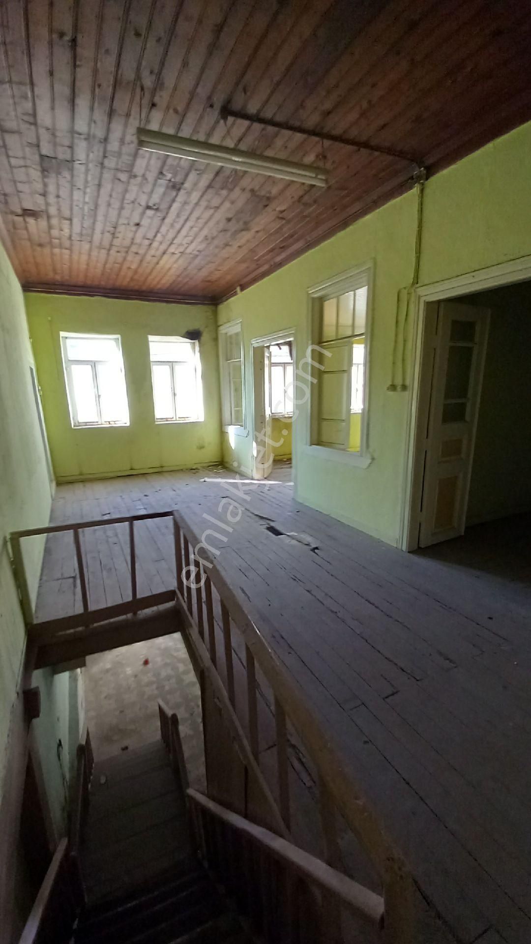 Baştaş Caddesinde Satılık Ev - Görsel 4