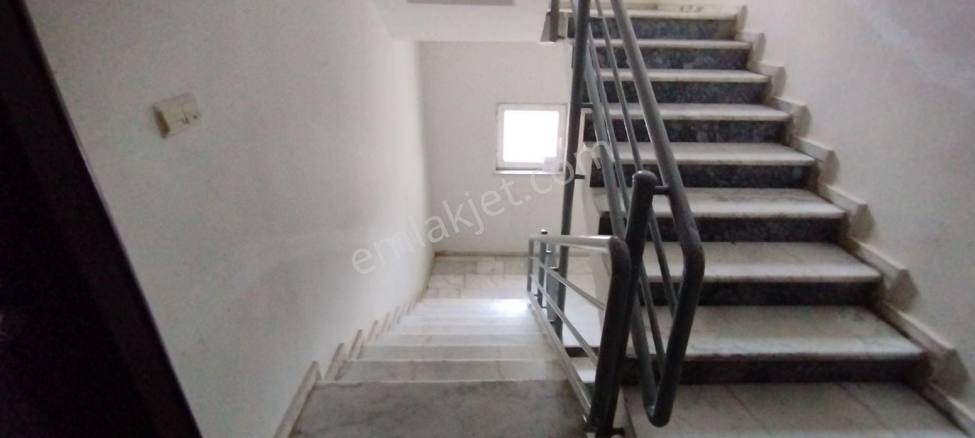 Sakarya Zümrüt Emlak'tan Korucuk Mahallesi Cadde Üstü 3+1, 105 M2 Kiralık Daire - Görsel 12