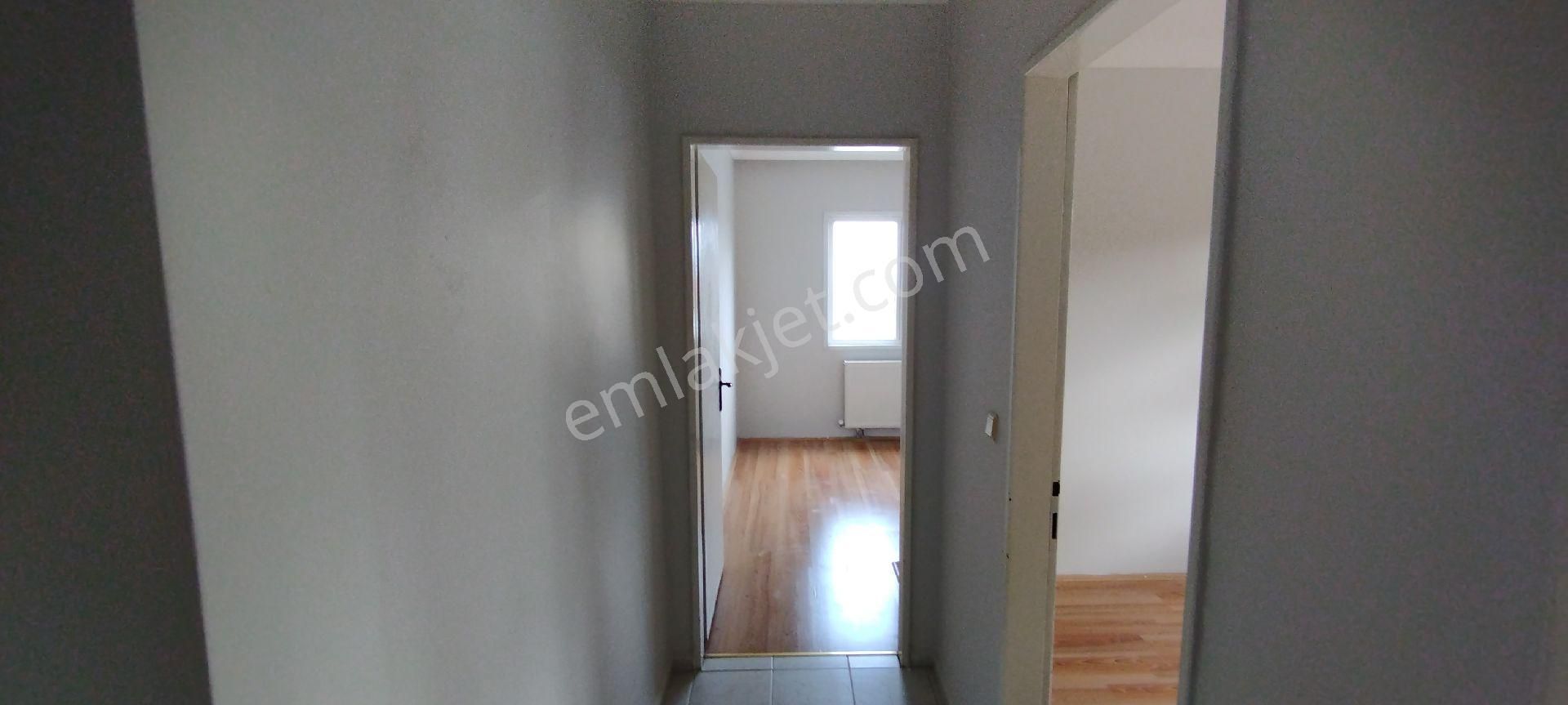 Sakarya Zümrüt Emlak'tan Korucuk Mahallesi Cadde Üstü 3+1, 105 M2 Kiralık Daire - Görsel 29