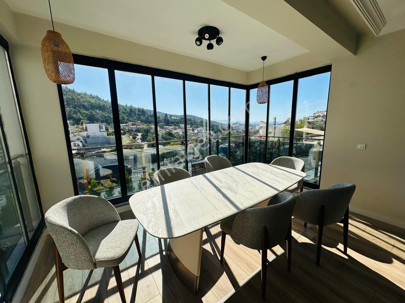 Bodrum'a Sadece 30 Dk Uzaklıkta Güllük Satılık Tripleks Villa - Görsel 10