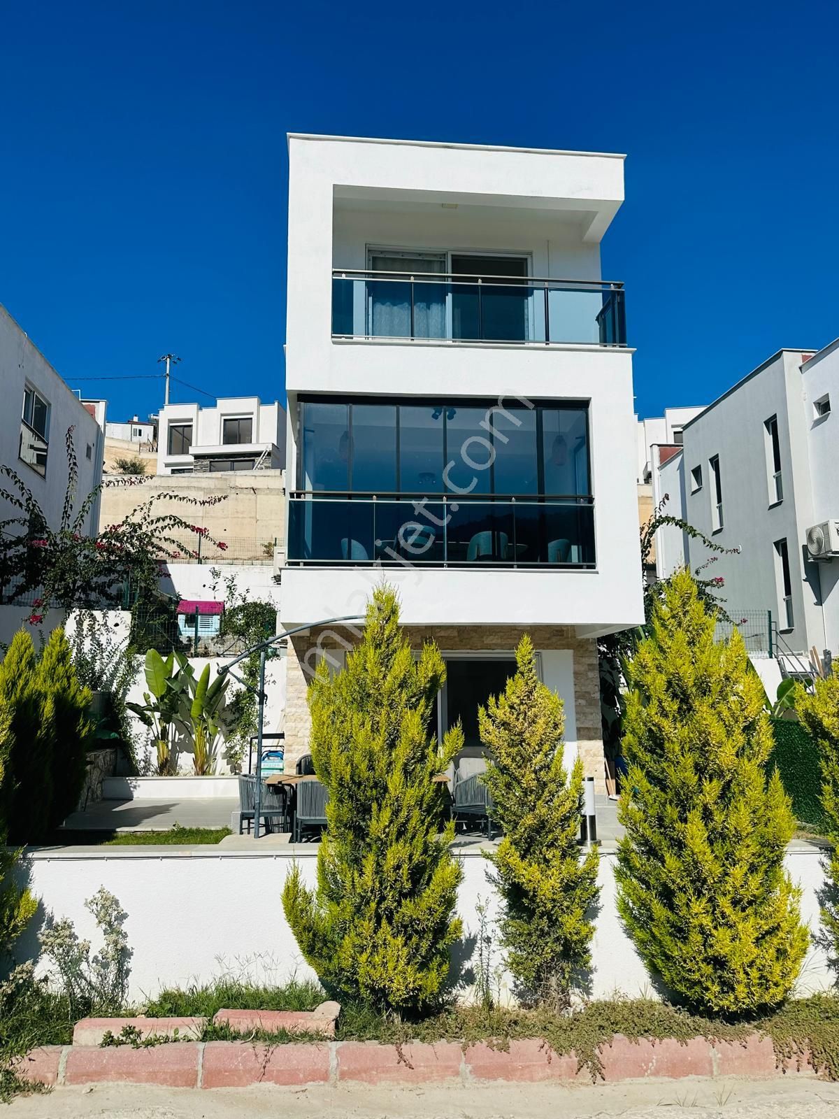 Bodrum'a Sadece 30 Dk Uzaklıkta Güllük Satılık Tripleks Villa - Görsel 31