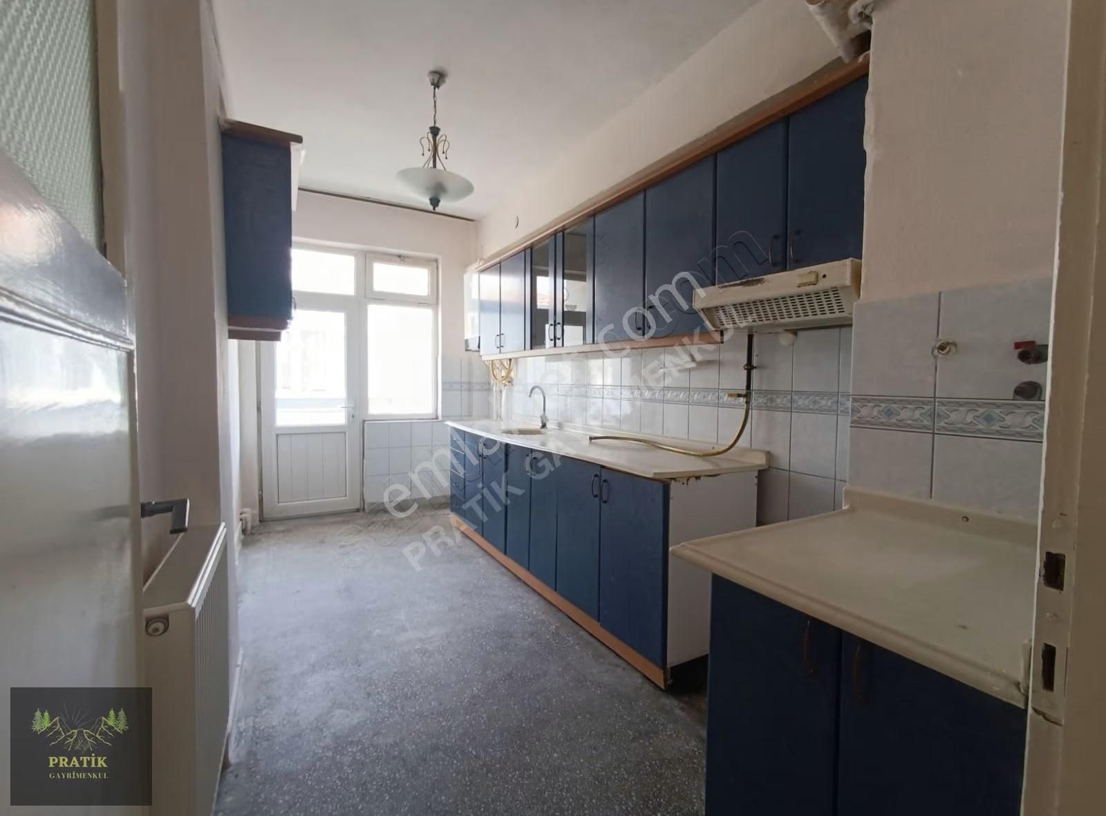 Pratik Den//yıldızevler Topçuoğlu Sitesi Son Kat 2+1 Hemen Taşın - Görsel 3