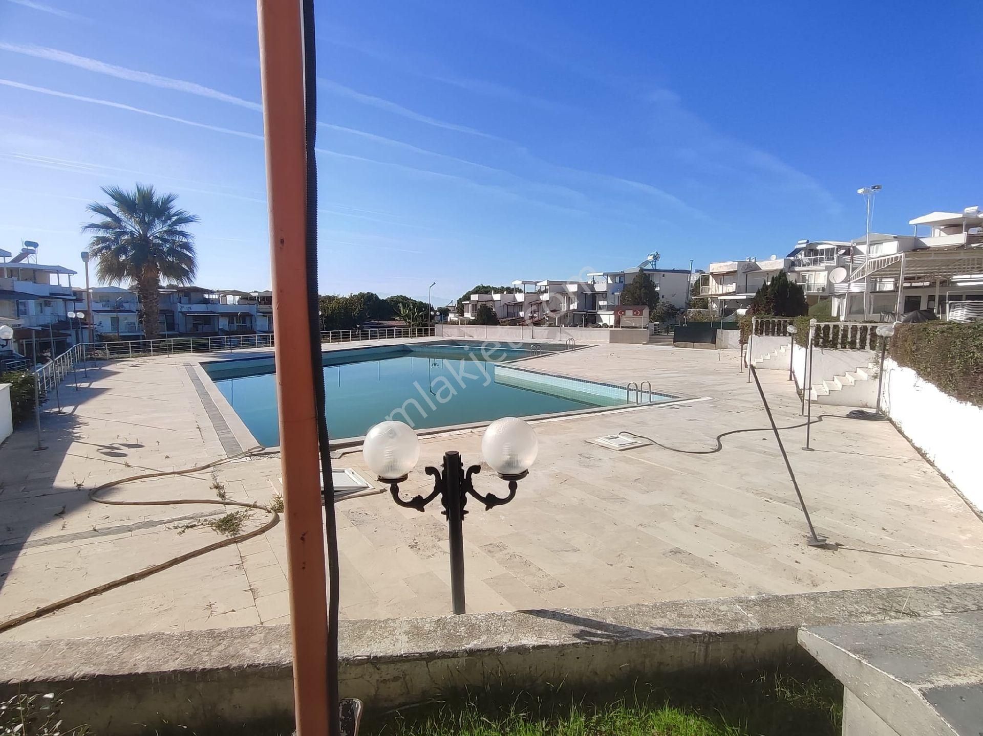 Kuşadsı Soğucakda Satılık 2+1 Villa - Görsel 2