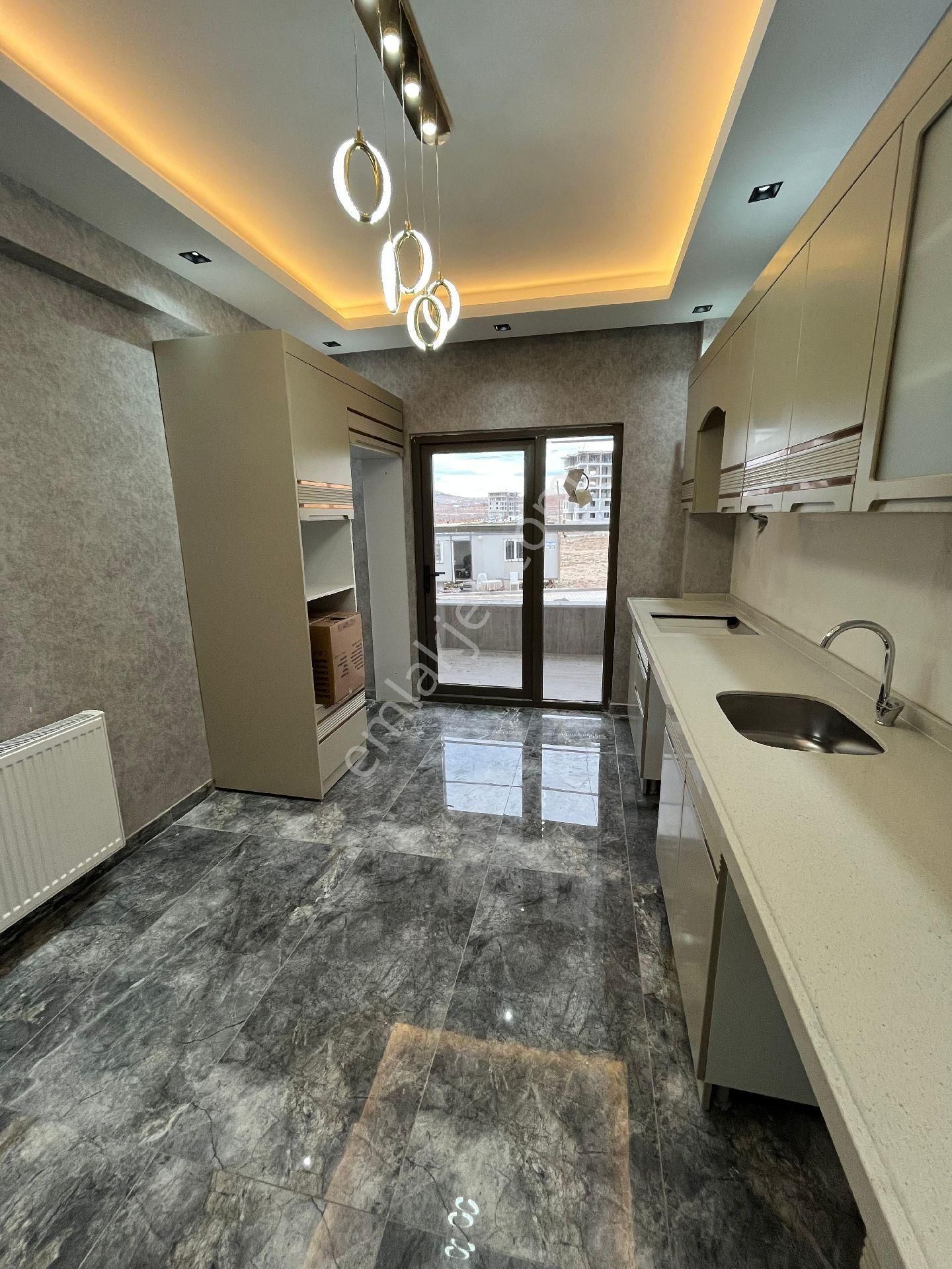 Yavuz Emlak Tan Satılık Daire Arakat Karaköprü Mem Koleji Yanı 2+ 1 - Görsel 9