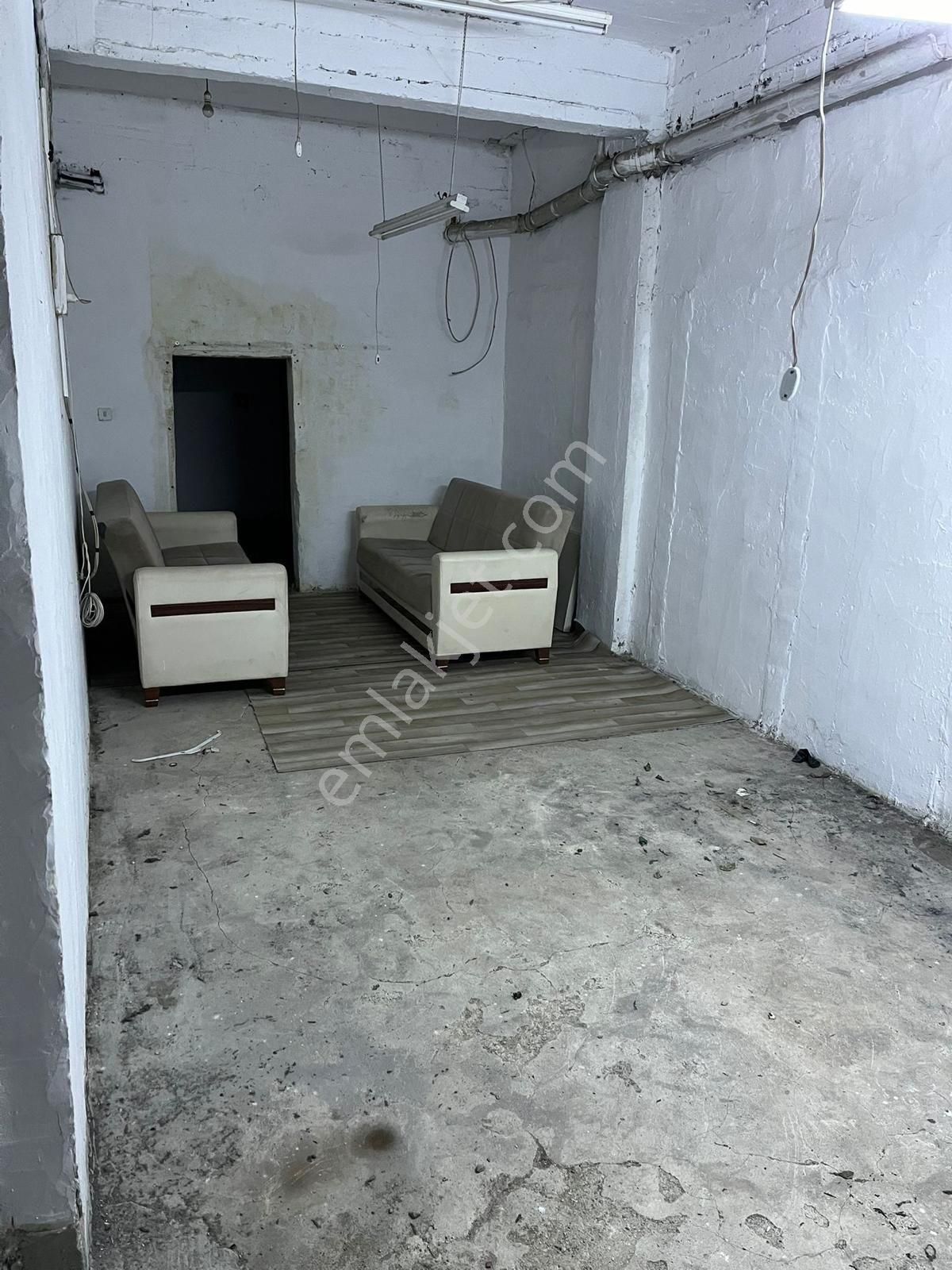 Esenler Fatih Mahallesi Kiralık Dükkan - Görsel 2