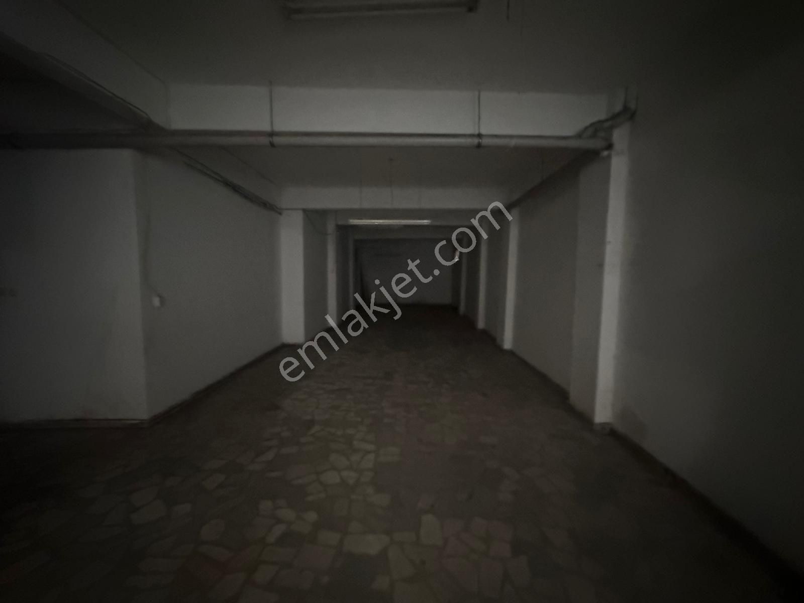 Esenler Fatih Mahallesi Kiralık Dükkan - Görsel 3