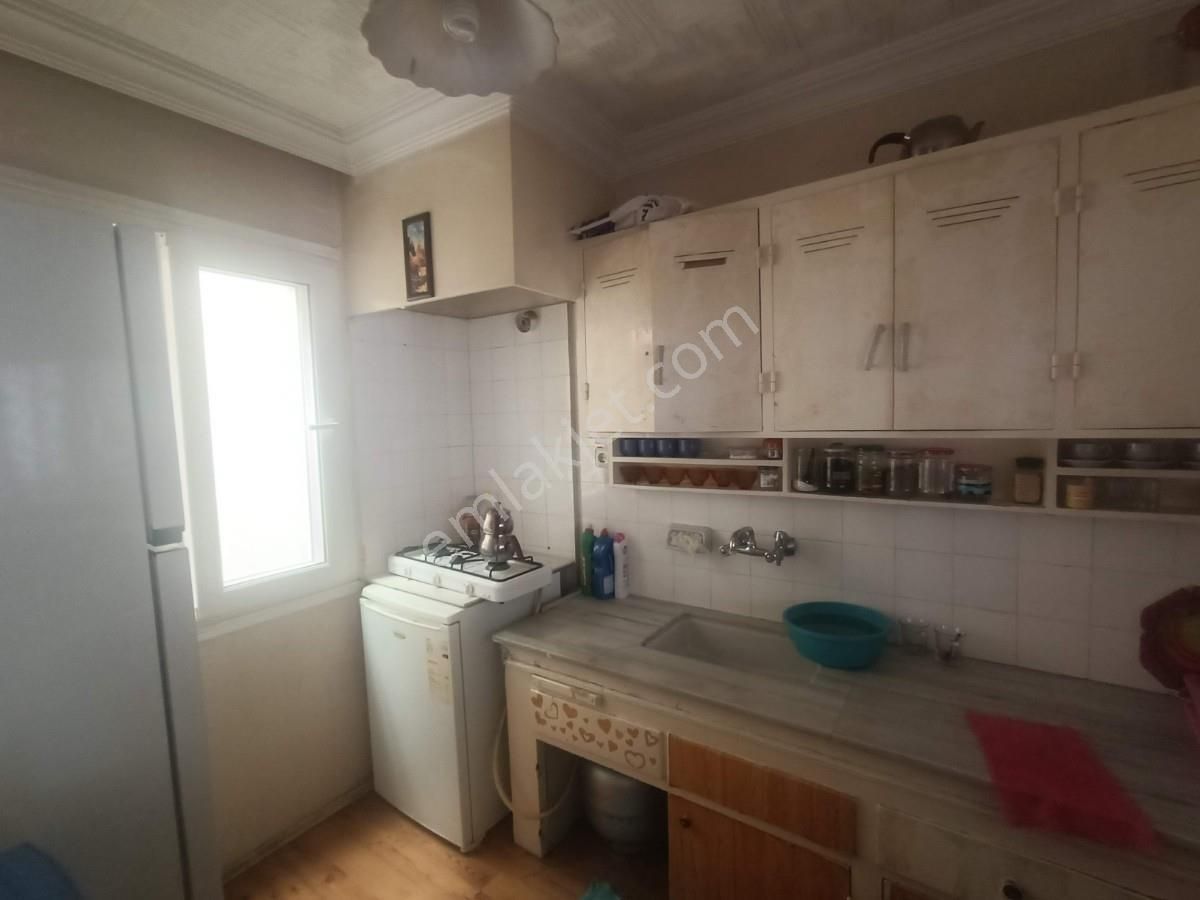 Karşıyaka Çarşıda 2 Balkonlu Acil Satılık 2+1 Daire - Görsel 17