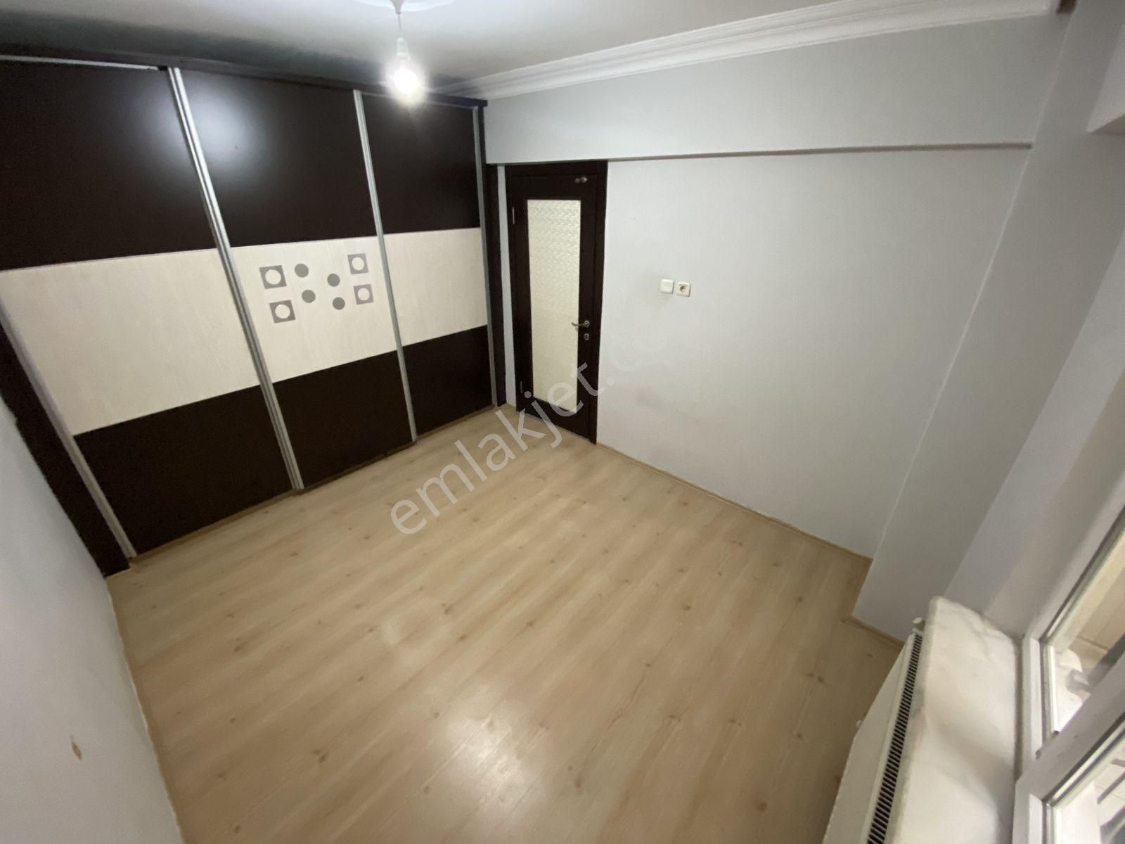 Teferrüçte Çamlık Parkı Altı | Asansörlü Geniş 3+1 Kiralık Daire - Görsel 24