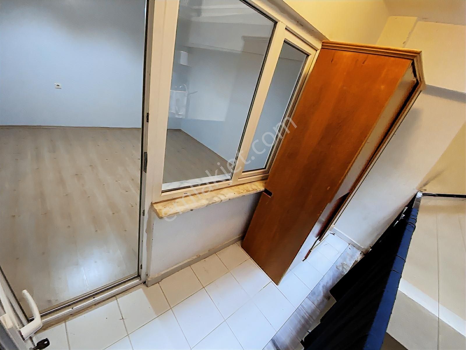 Teferrüçte Çamlık Parkı Altı | Asansörlü Geniş 3+1 Kiralık Daire - Görsel 18