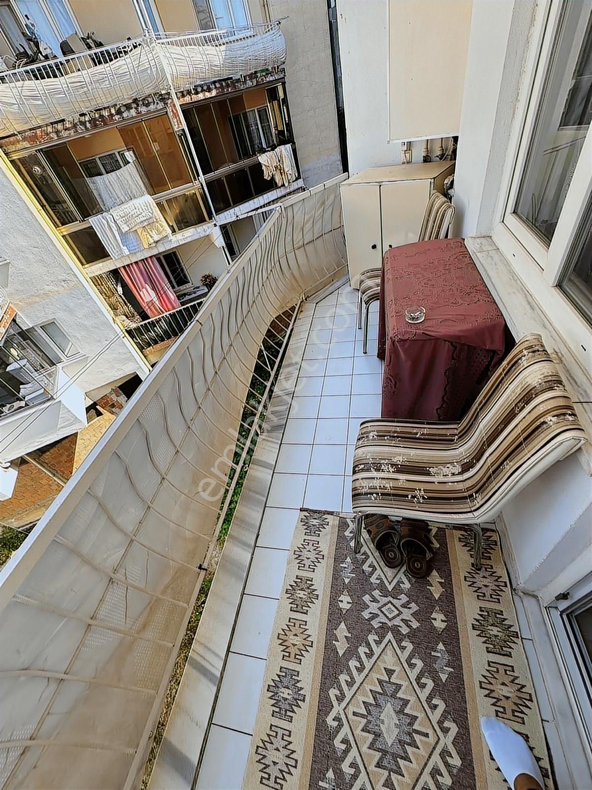 Teleferik Piremir'de Bakımlı 3+1 Geniş Daire - 145 M² - Görsel 33