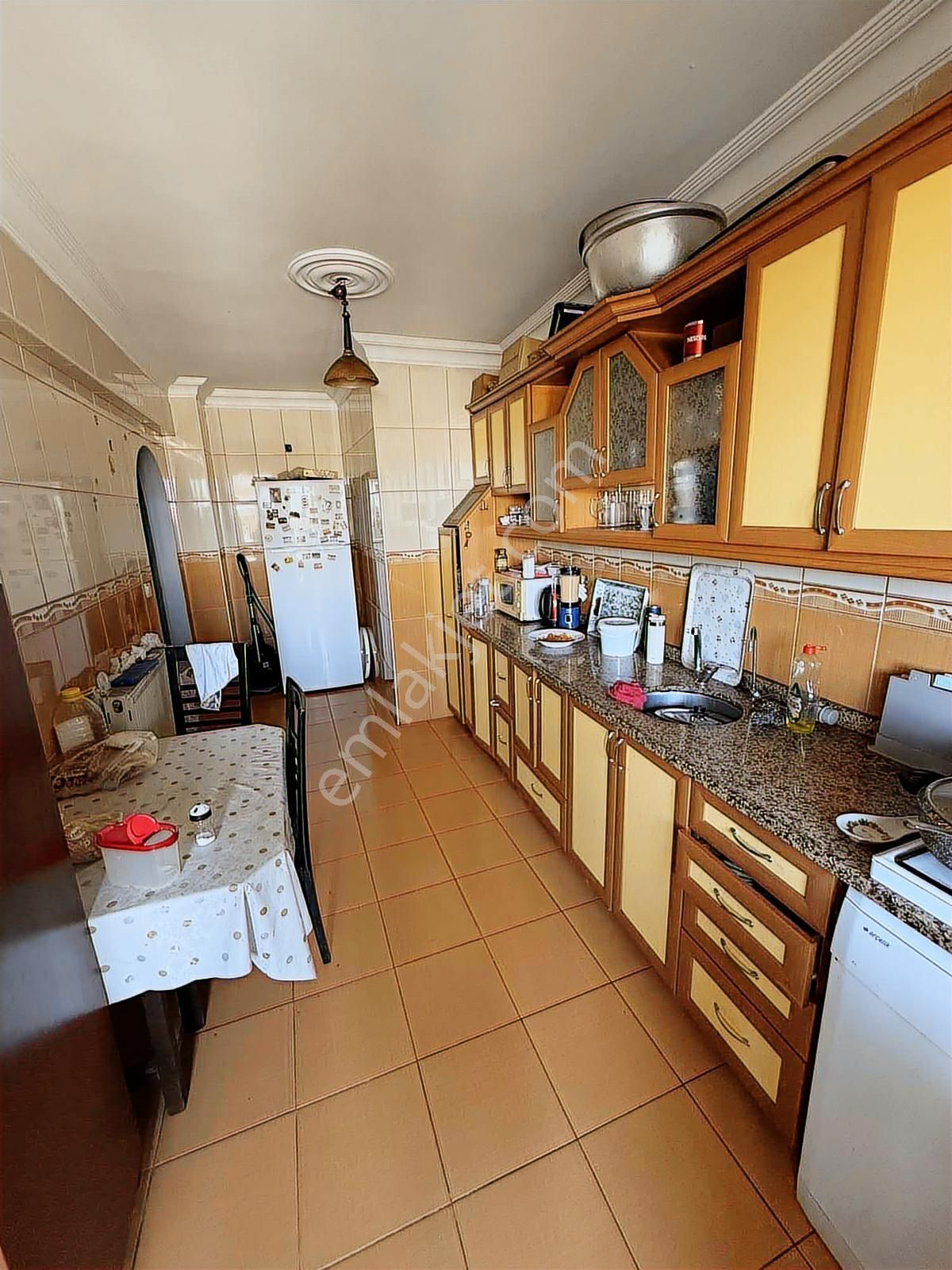 Metro Gayrimenkulden Okmeydanında Teraslı 160m2 Daire - Görsel 13