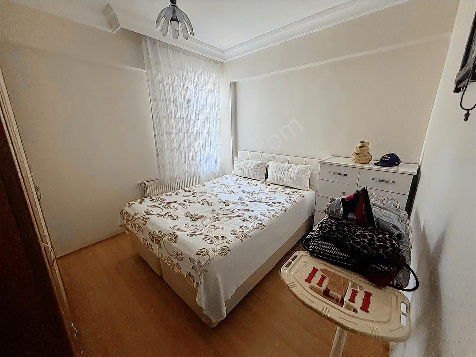 Metro Gayrimenkulden Okmeydanında Cadde Yanı 100m2 Kat 2 - Görsel 23