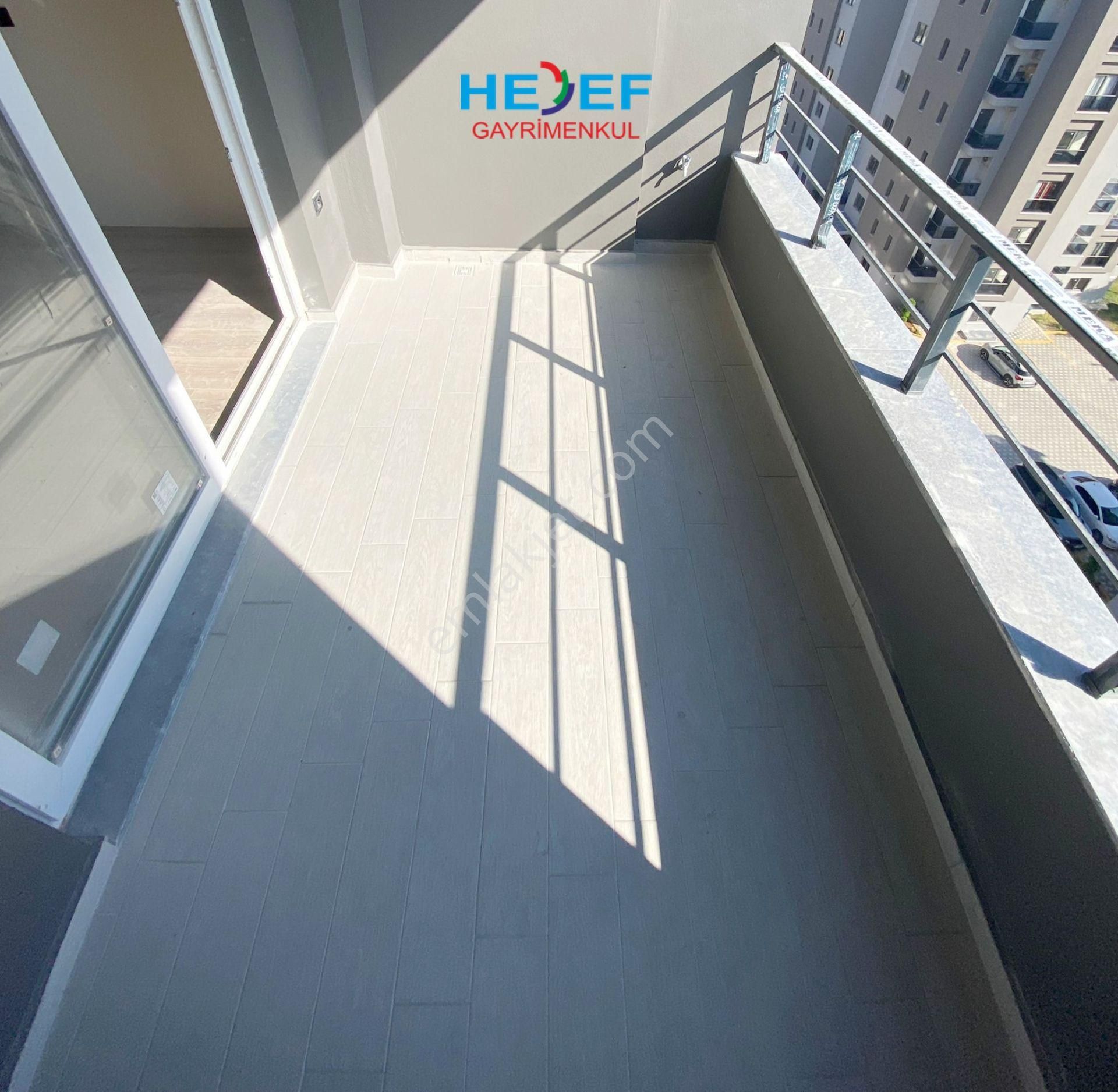 Hedef'ten 75.yıl Mah'de Site İçerisinde Havuzlu Sıfır 1+1 - Görsel 9