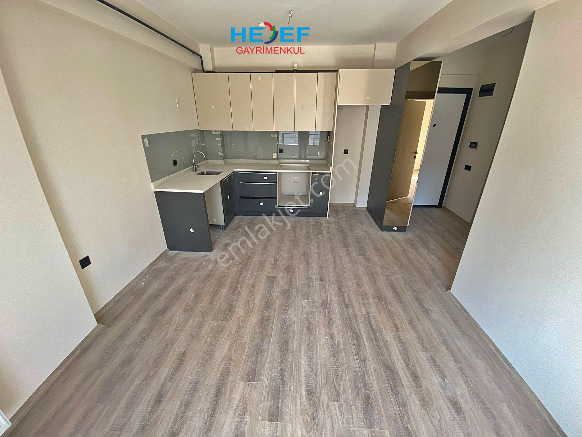 Hedef'ten 75.yıl Mah'de Site İçerisinde Havuzlu Sıfır 1+1 - Görsel 3