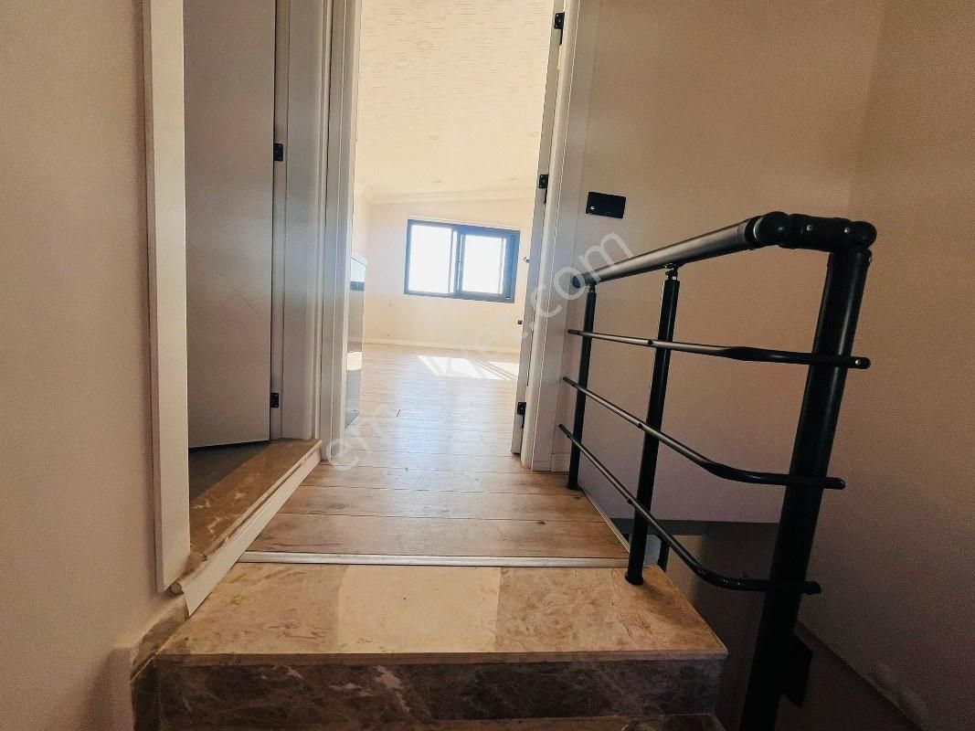 Akbük'te Deniz Doğa Ve Havuz Manzaralı 3+1 Dubleks Daire - Görsel 6