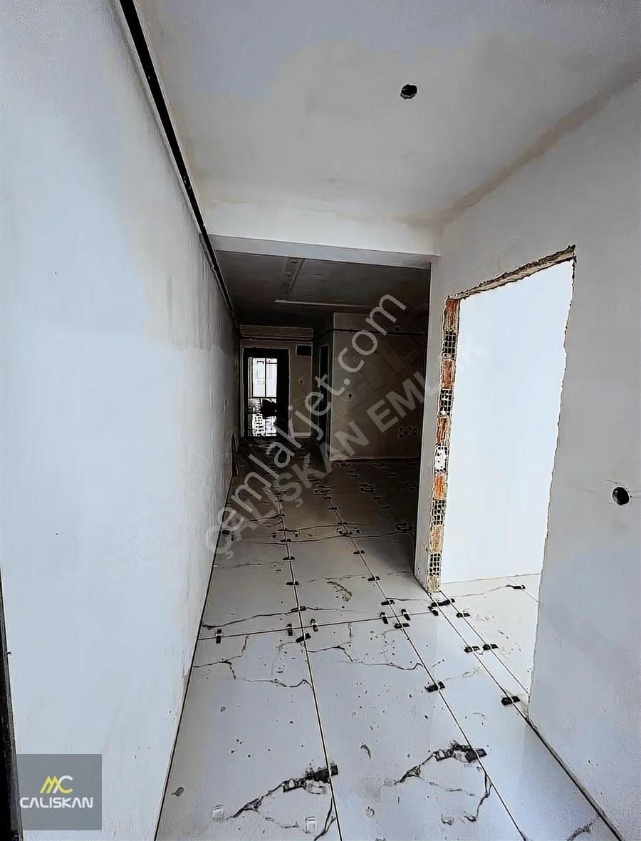 Behzat Bulvarı Soğukpınar Mah. Satılık 1+1 Daire - Görsel 6