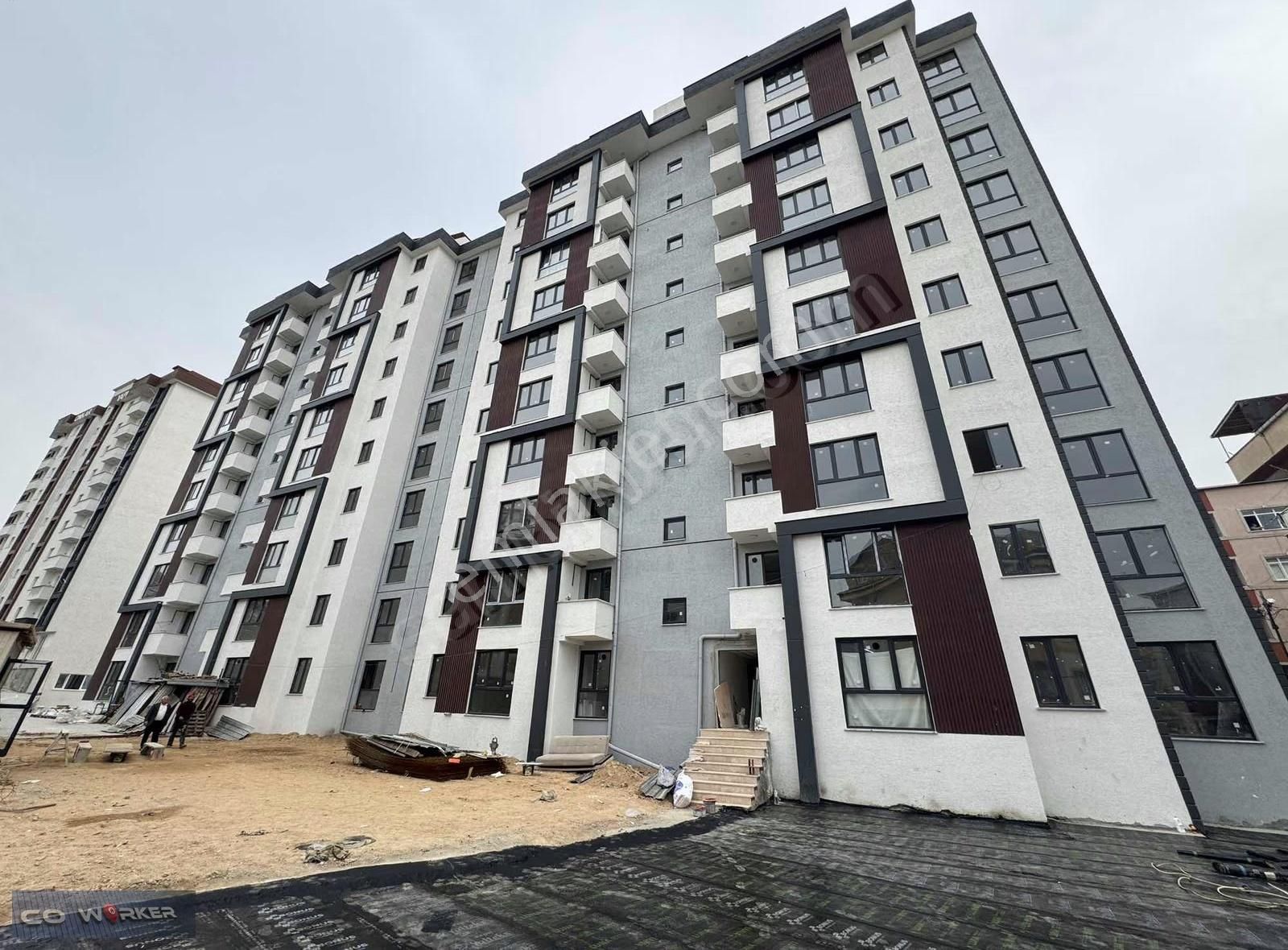 Pendik De Site İçinde Geniş Kullanımlı 2+1 Satılık Daire - Görsel 9