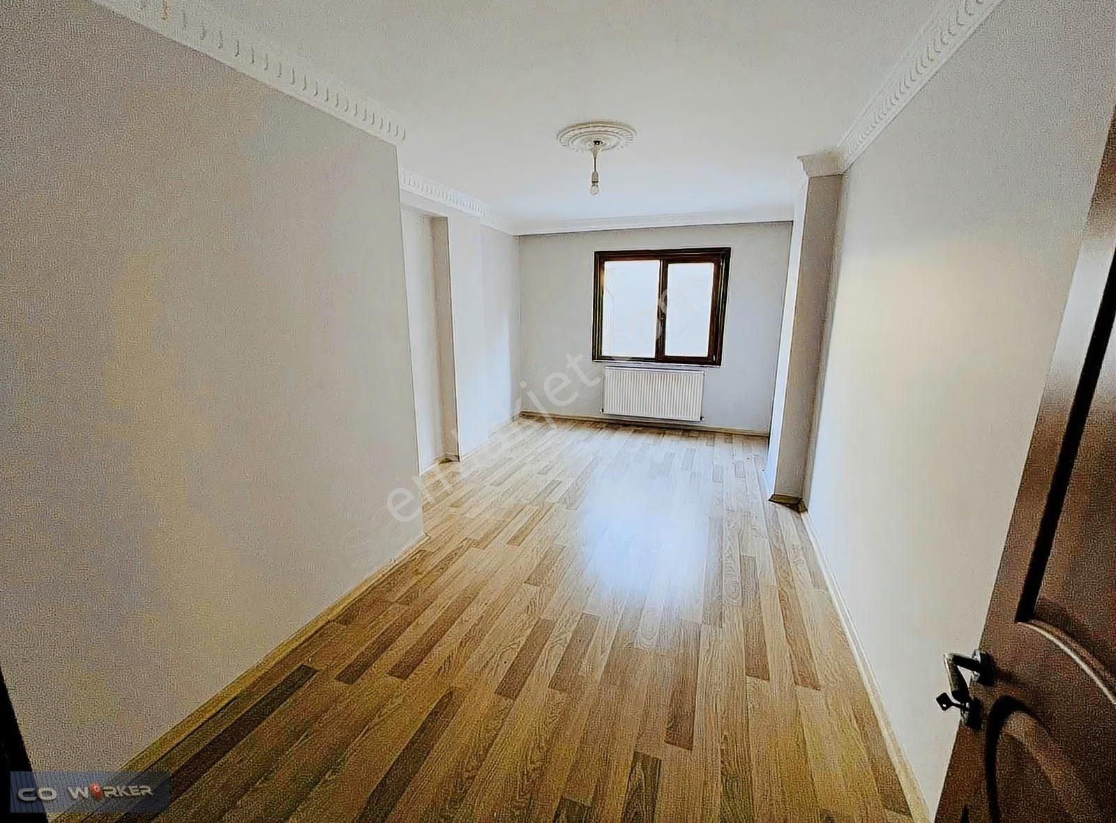 Tuzla Orta Mah. Demokrasi Caddesi Üzerinde Satılık 2+1 Daire