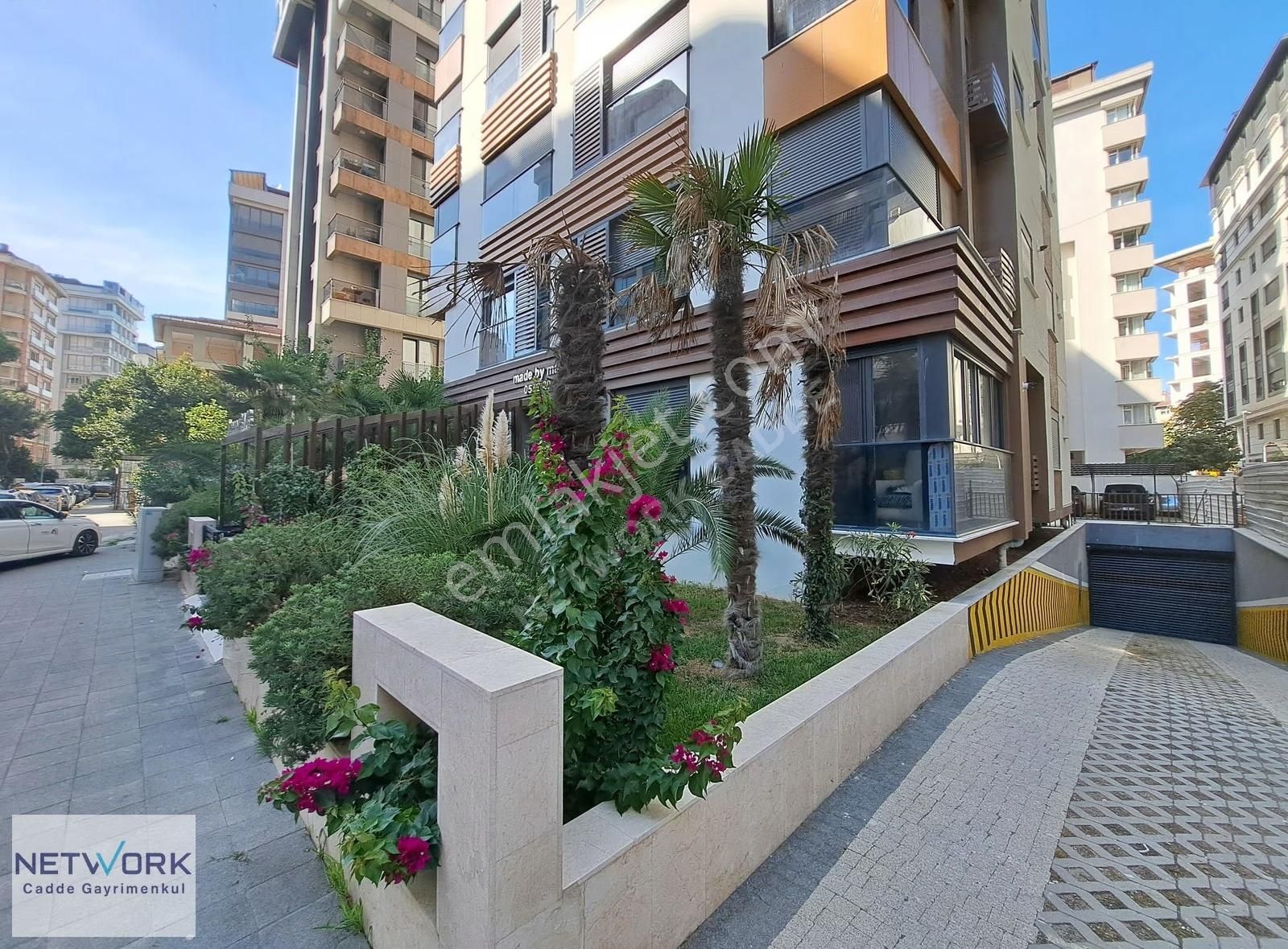 Caddebostan Sahil'de Yeni Binada Yüksek Kat 1+1 Daire - Görsel 30