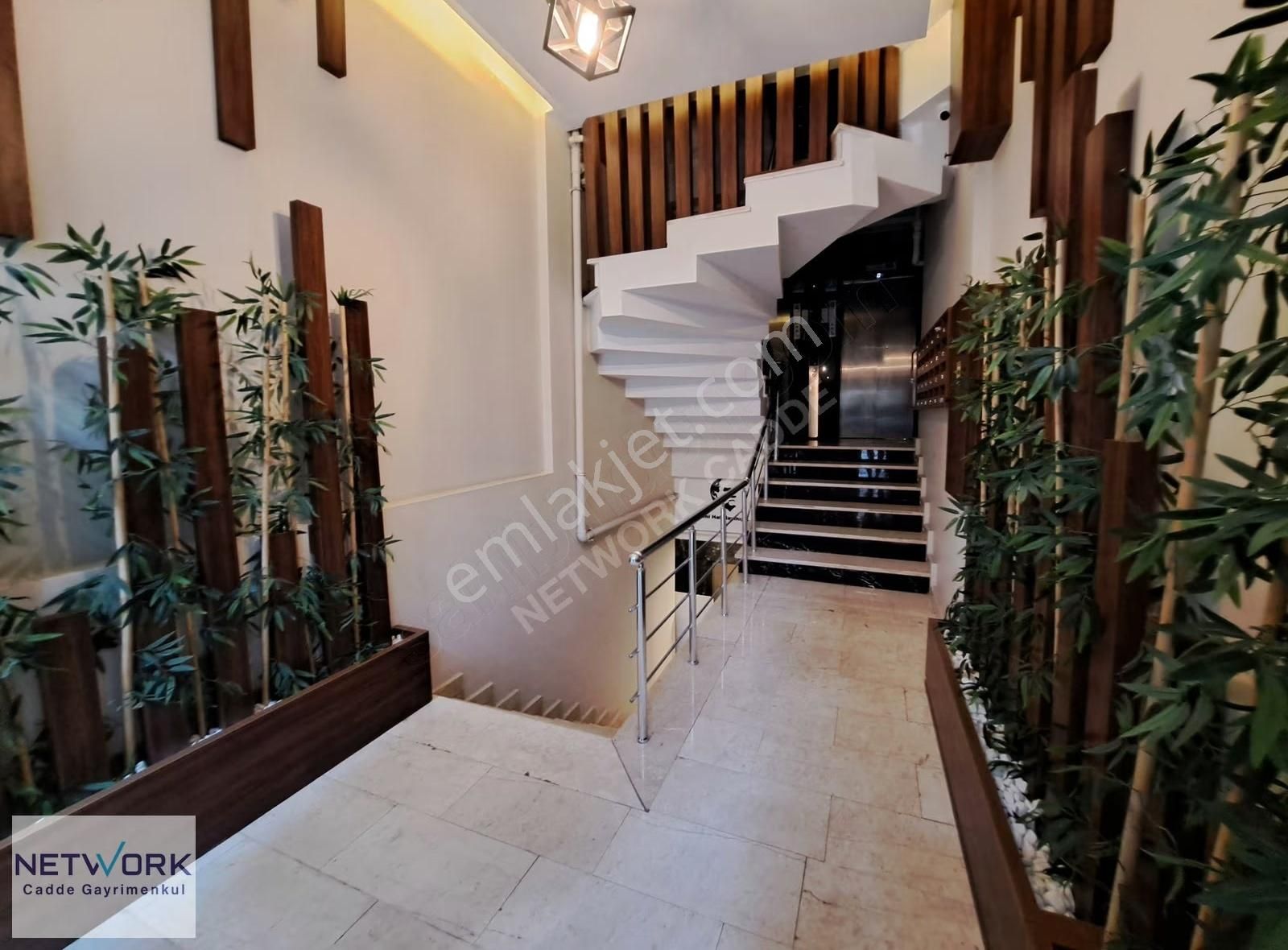 Caddebostan Sahil'de Yeni Binada Yüksek Kat 1+1 Daire - Görsel 18