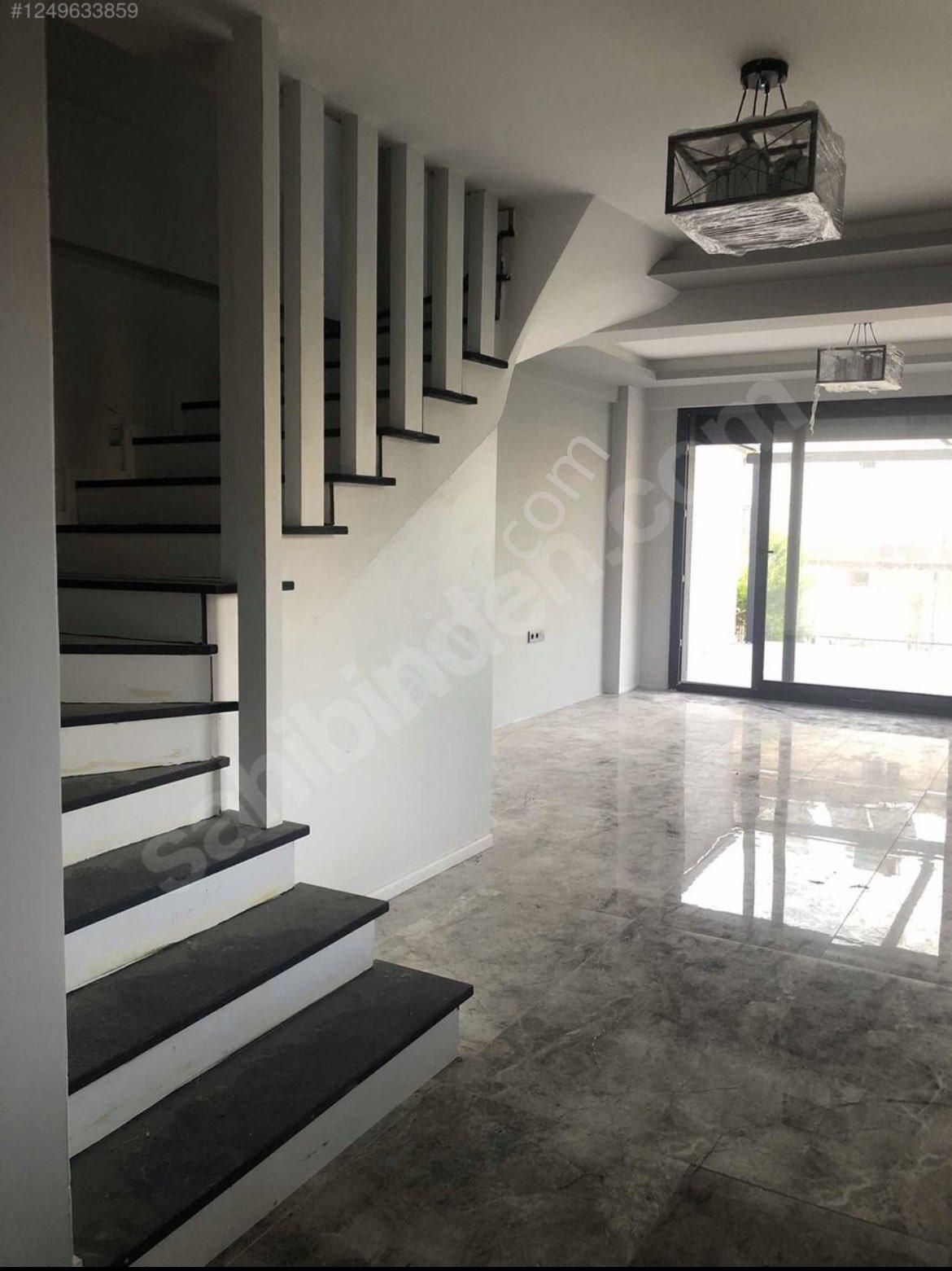 Karaova'da 2+1 Sıfır Geniş Bahçeli Satılık Villa - Görsel 6