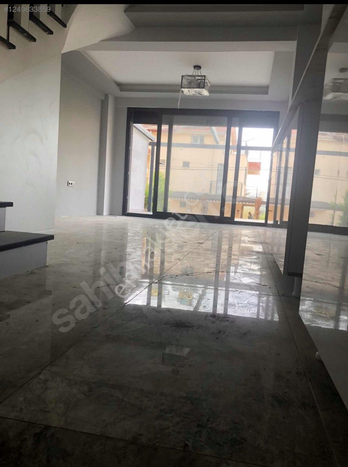 Karaova'da 2+1 Sıfır Geniş Bahçeli Satılık Villa - Görsel 5