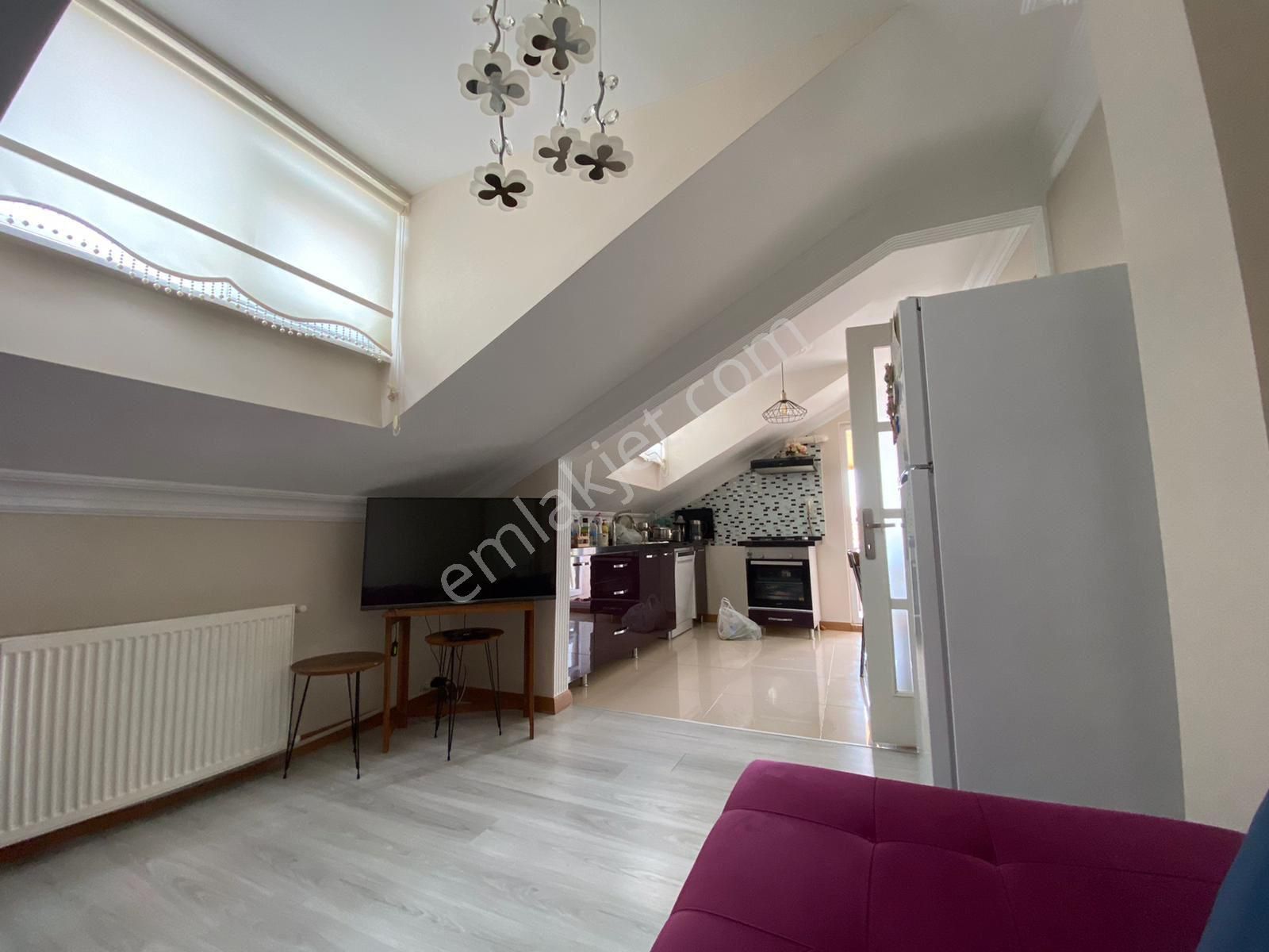 Bahçelievler Siyavuşpaşa Mahallesi 6+1 Geniş Kullanımlı Satılık - Görsel 19