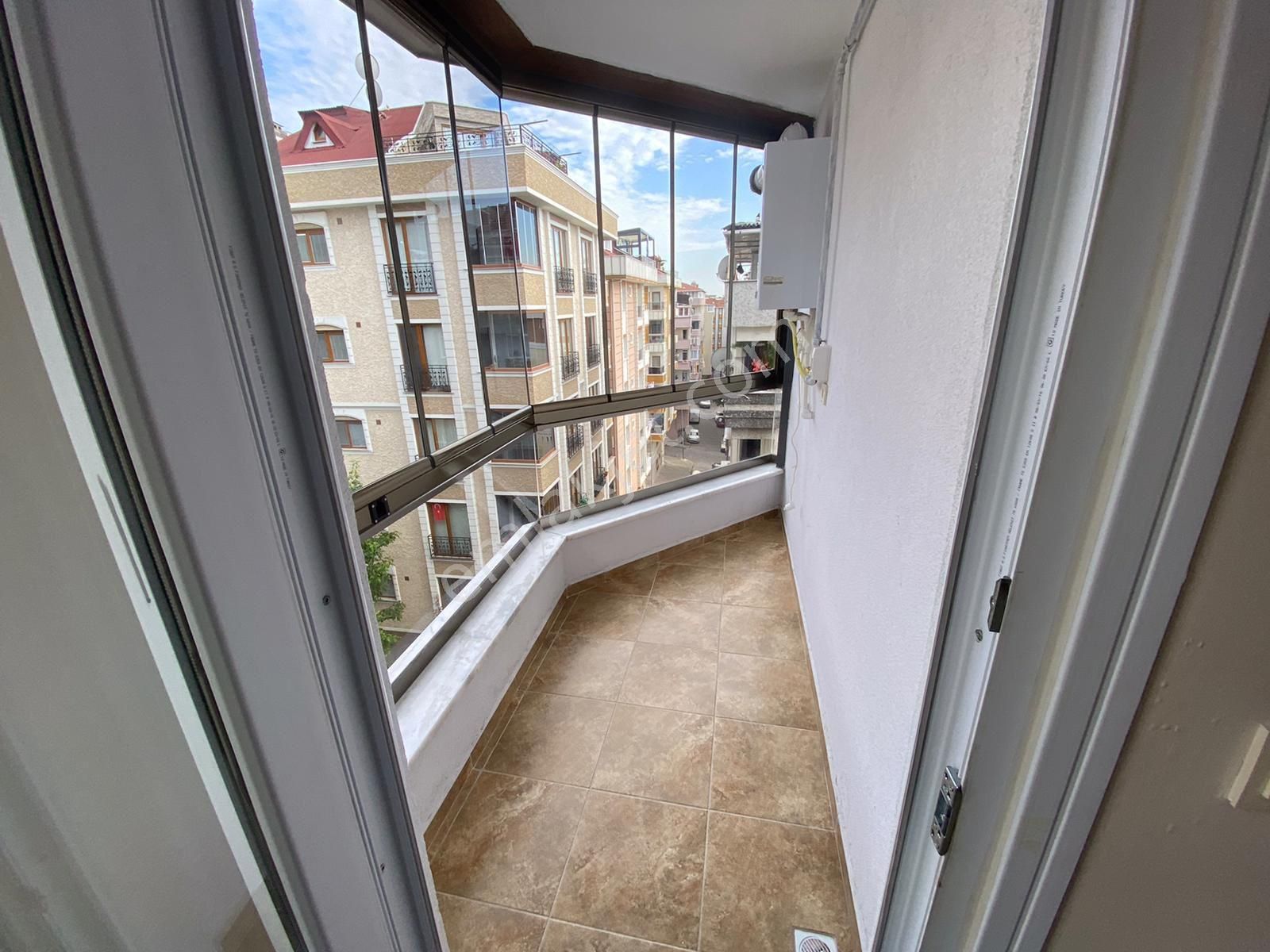 Bahçelievler Siyavuşpaşa Mahallesi 6+1 Geniş Kullanımlı Satılık - Görsel 23