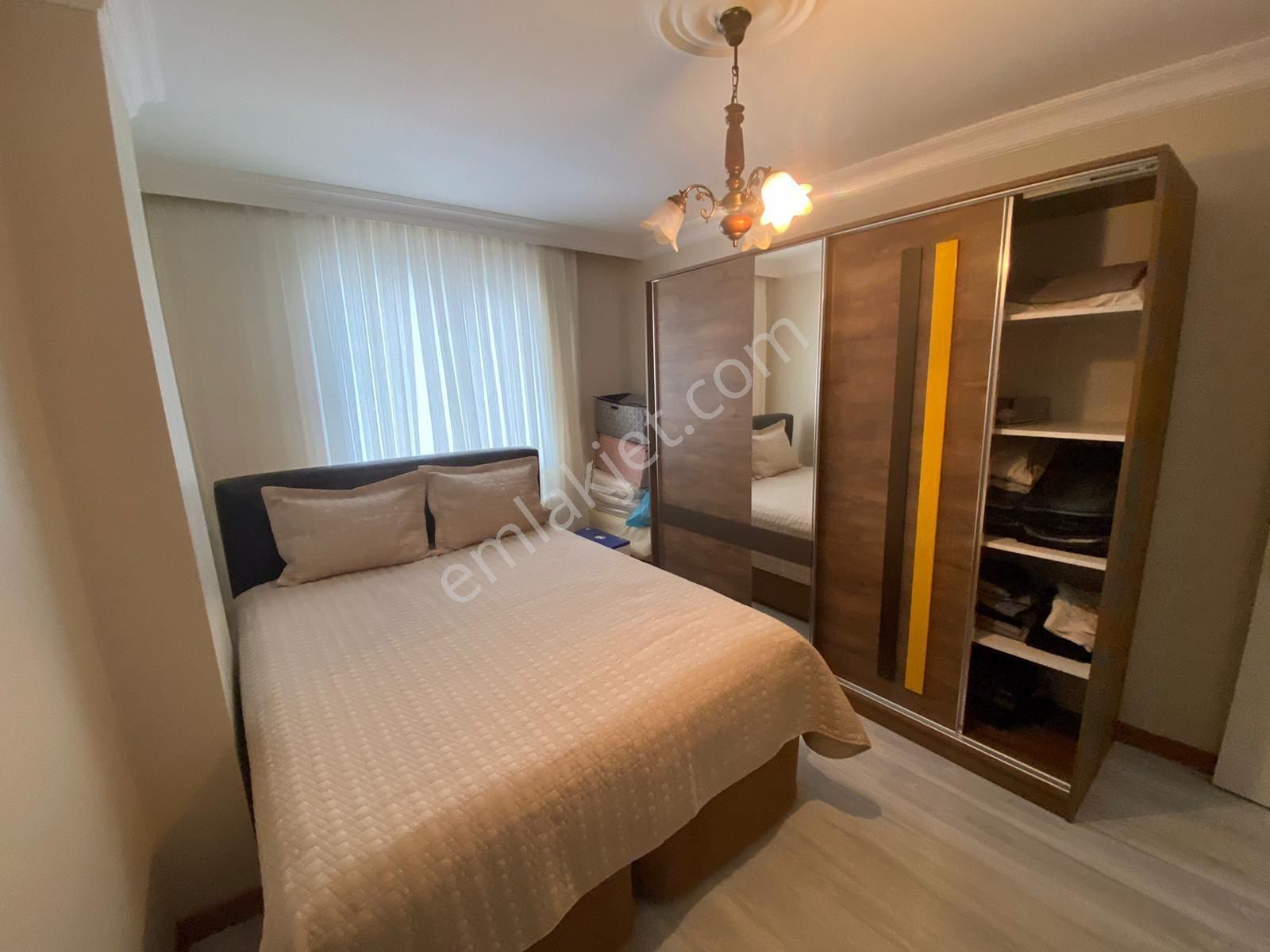 Bahçelievler Siyavuşpaşa Mahallesi 6+1 Geniş Kullanımlı Satılık - Görsel 7