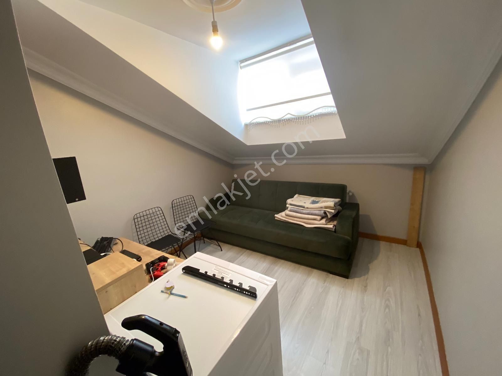 Bahçelievler Siyavuşpaşa Mahallesi 6+1 Geniş Kullanımlı Satılık - Görsel 17