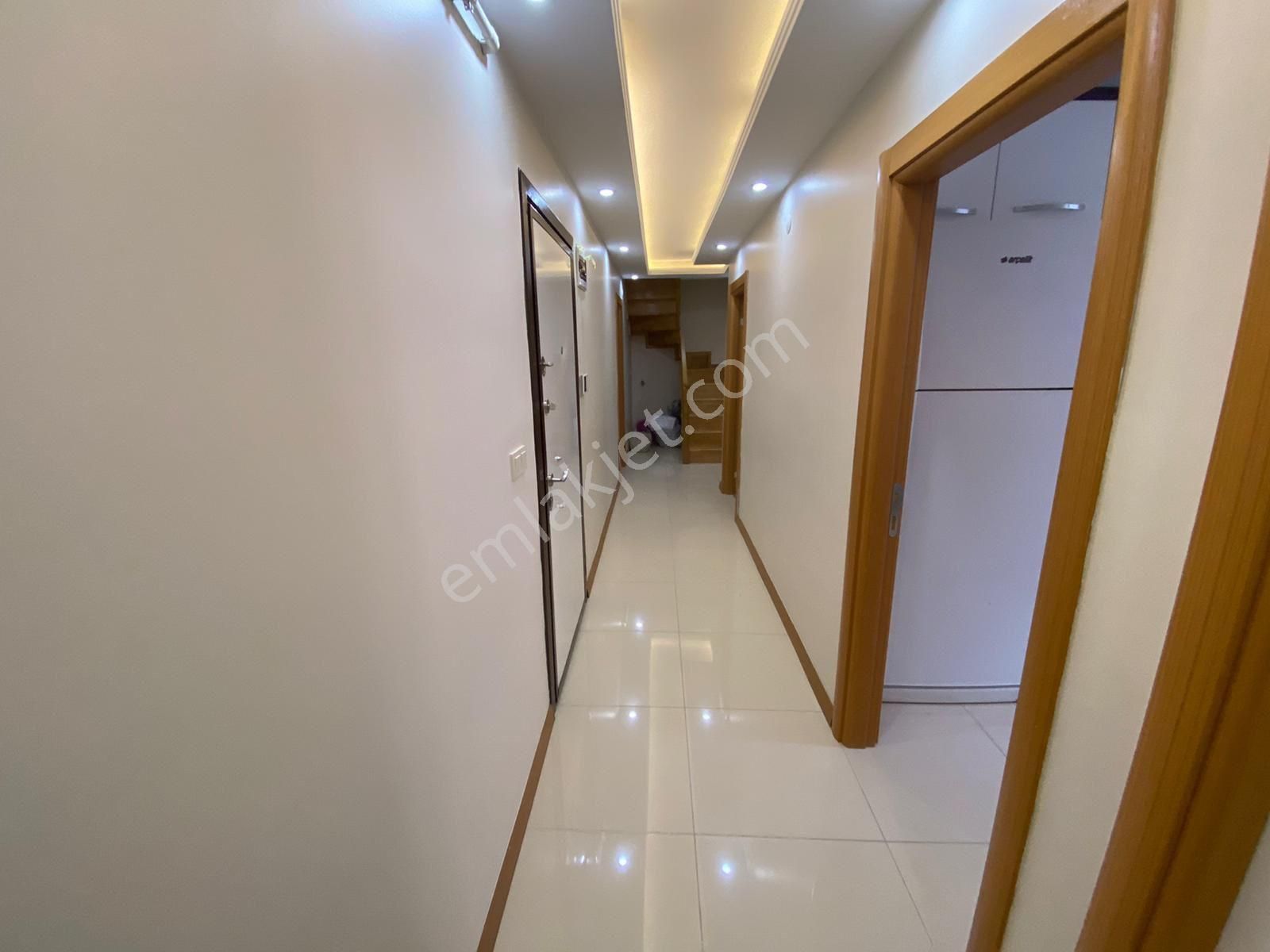 Bahçelievler Siyavuşpaşa Mahallesi 6+1 Geniş Kullanımlı Satılık - Görsel 10