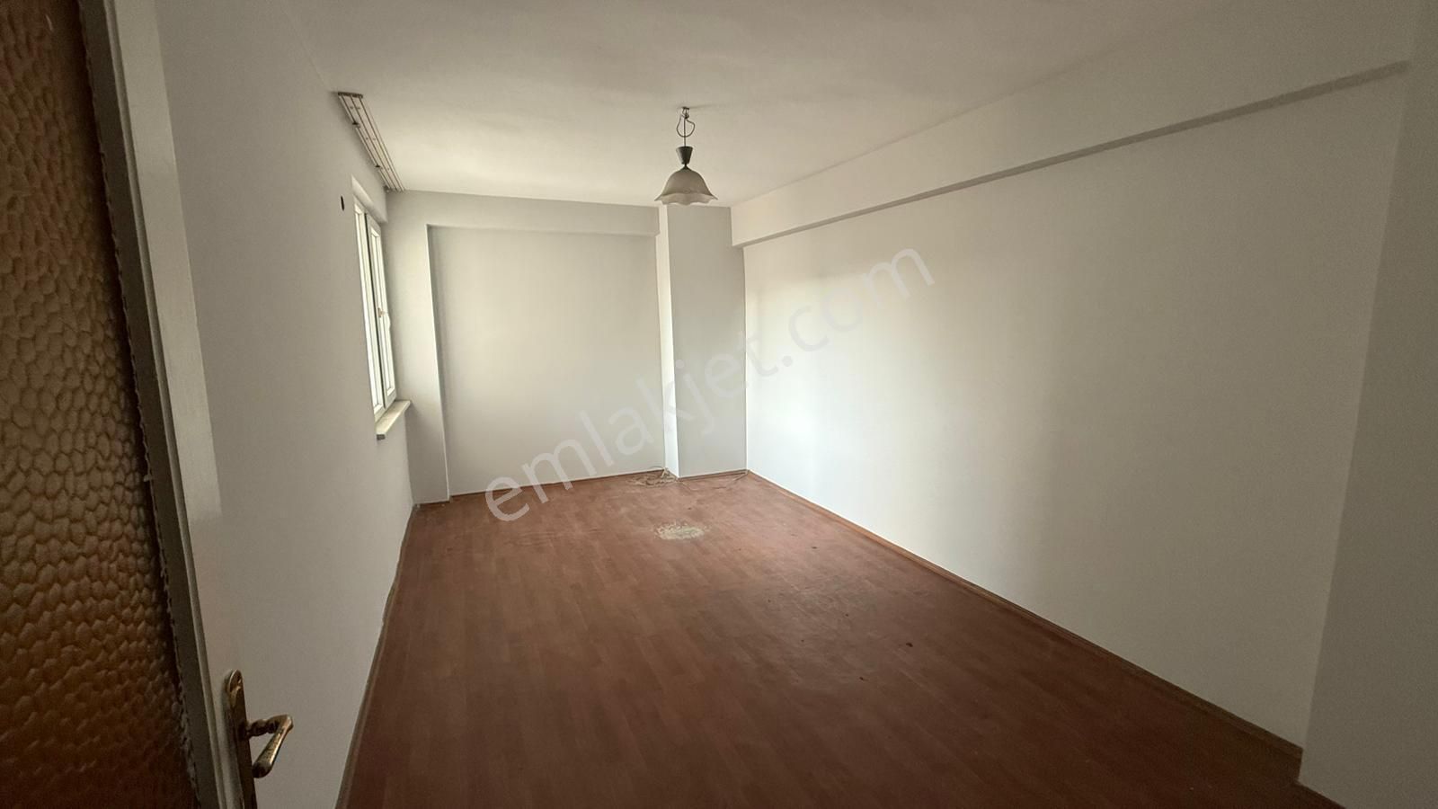 Cumhuriyet Caddesi'ne Cephe Geniş Kullanım Alanlı Ofis Fırsatı! - Görsel 5