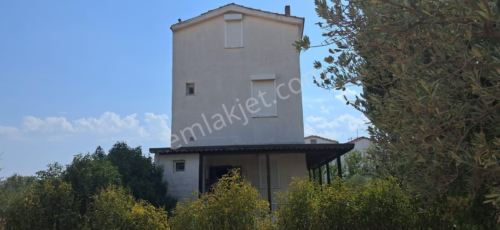 Satılık İzmir Bergama Kazıkbağlari Mavikent Sitesi Triblex Villa - Görsel 5