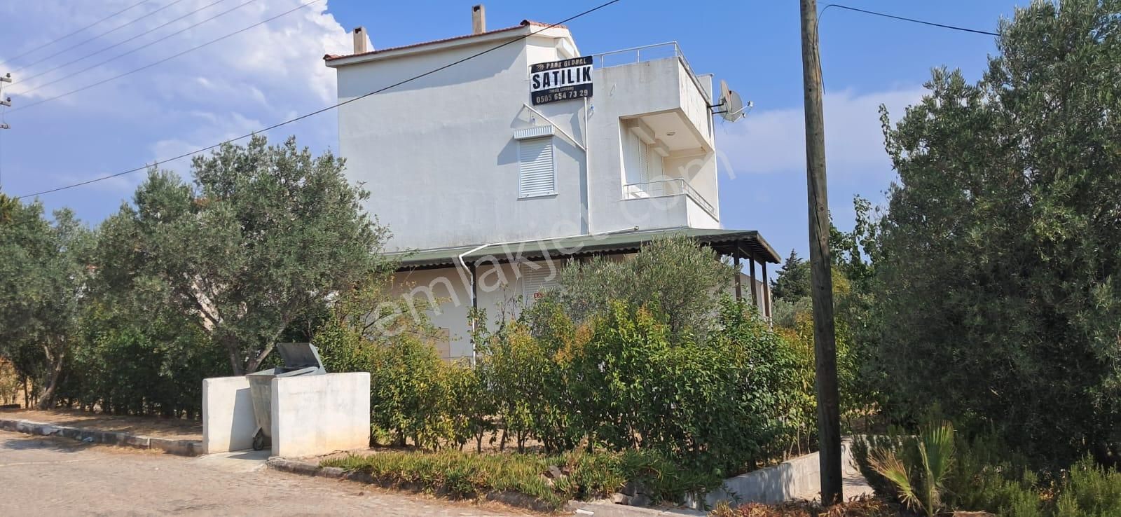 Satılık İzmir Bergama Kazıkbağlari Mavikent Sitesi Triblex Villa - Görsel 6