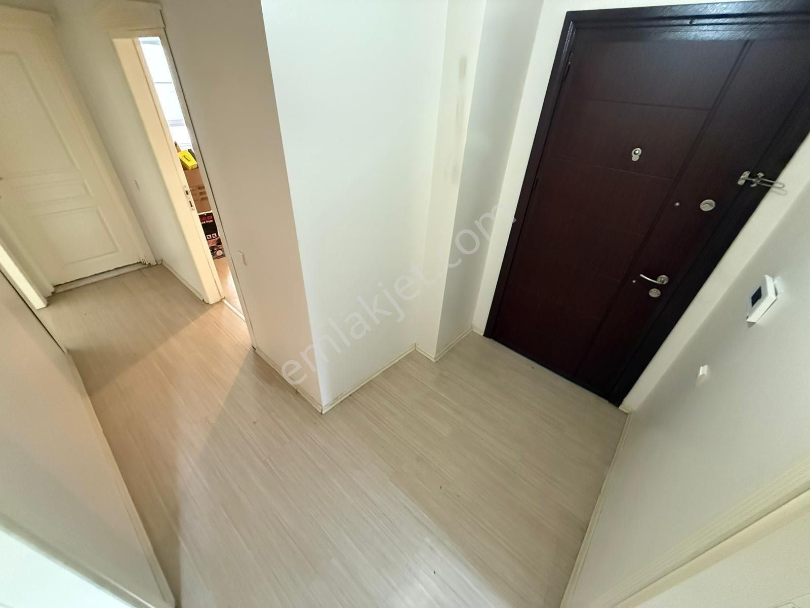 ꧁parla'dan Ön Cephe Denize 100 Mt K.otoparklı 2+1 Daire꧂ - Görsel 4