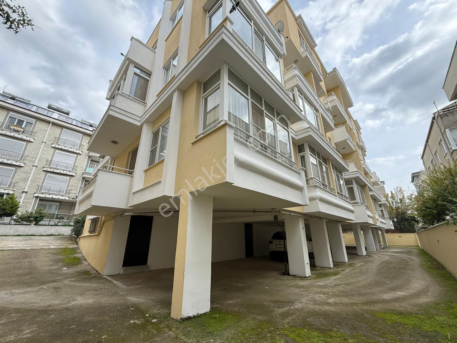 ꧁parla'dan Ön Cephe Denize 100 Mt K.otoparklı 2+1 Daire꧂ - Görsel 7