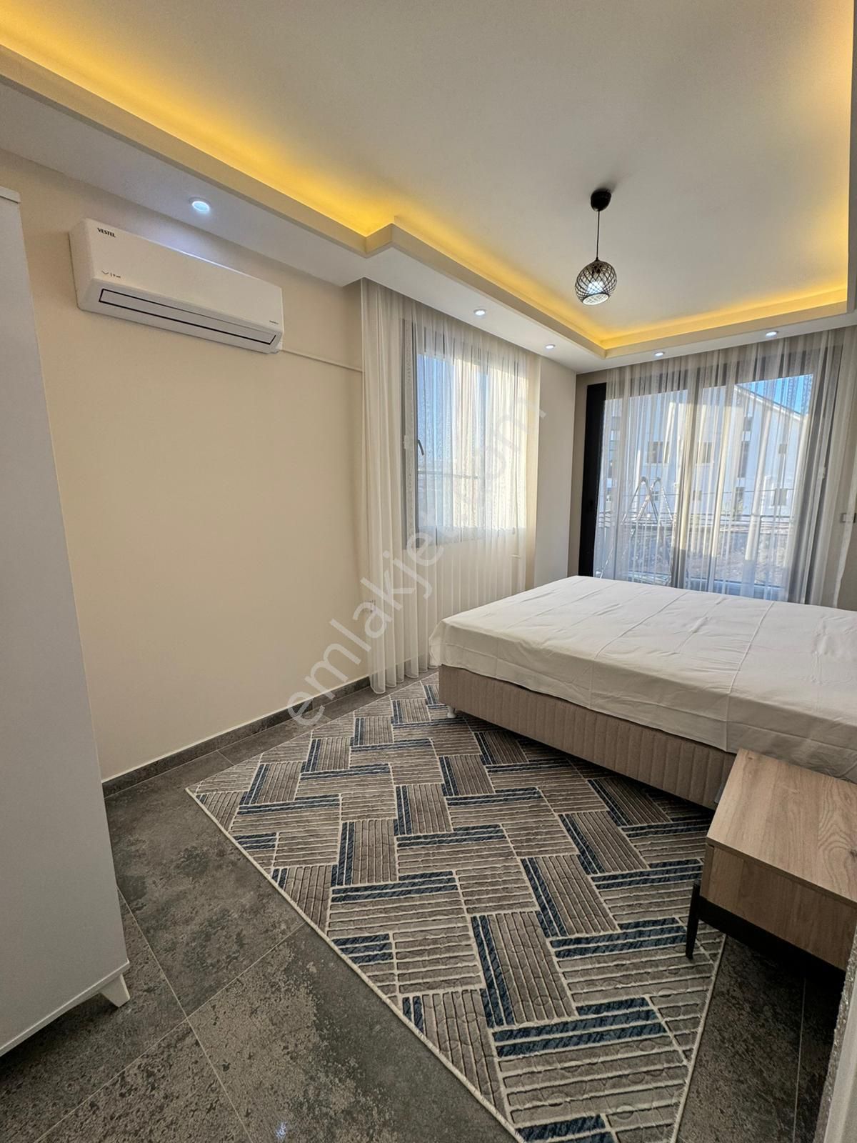 Didim Hisar Mah. 200 M2 Arsa Kullanımında 3+1 Ayrı Mutfaklı Ful Eşyalı Havuzlu Villamız Satışdadır - Görsel 16