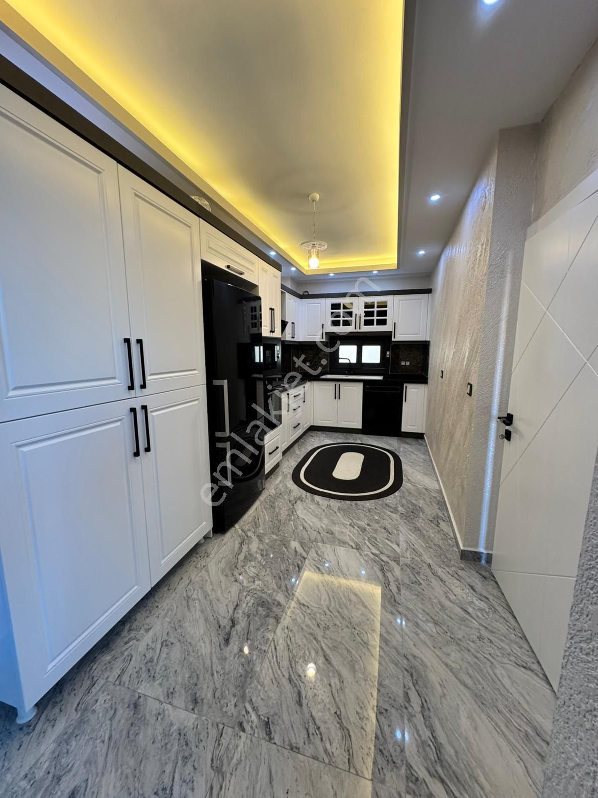 Didim Hisar Mah. 200 M2 Arsa Kullanımında 3+1 Ayrı Mutfaklı Ful Eşyalı Havuzlu Villamız Satışdadır - Görsel 17