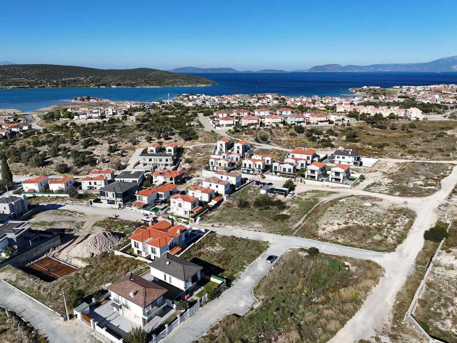 Çeşme’de Köşe Konumlu Emsalsiz Arsa - Görsel 16