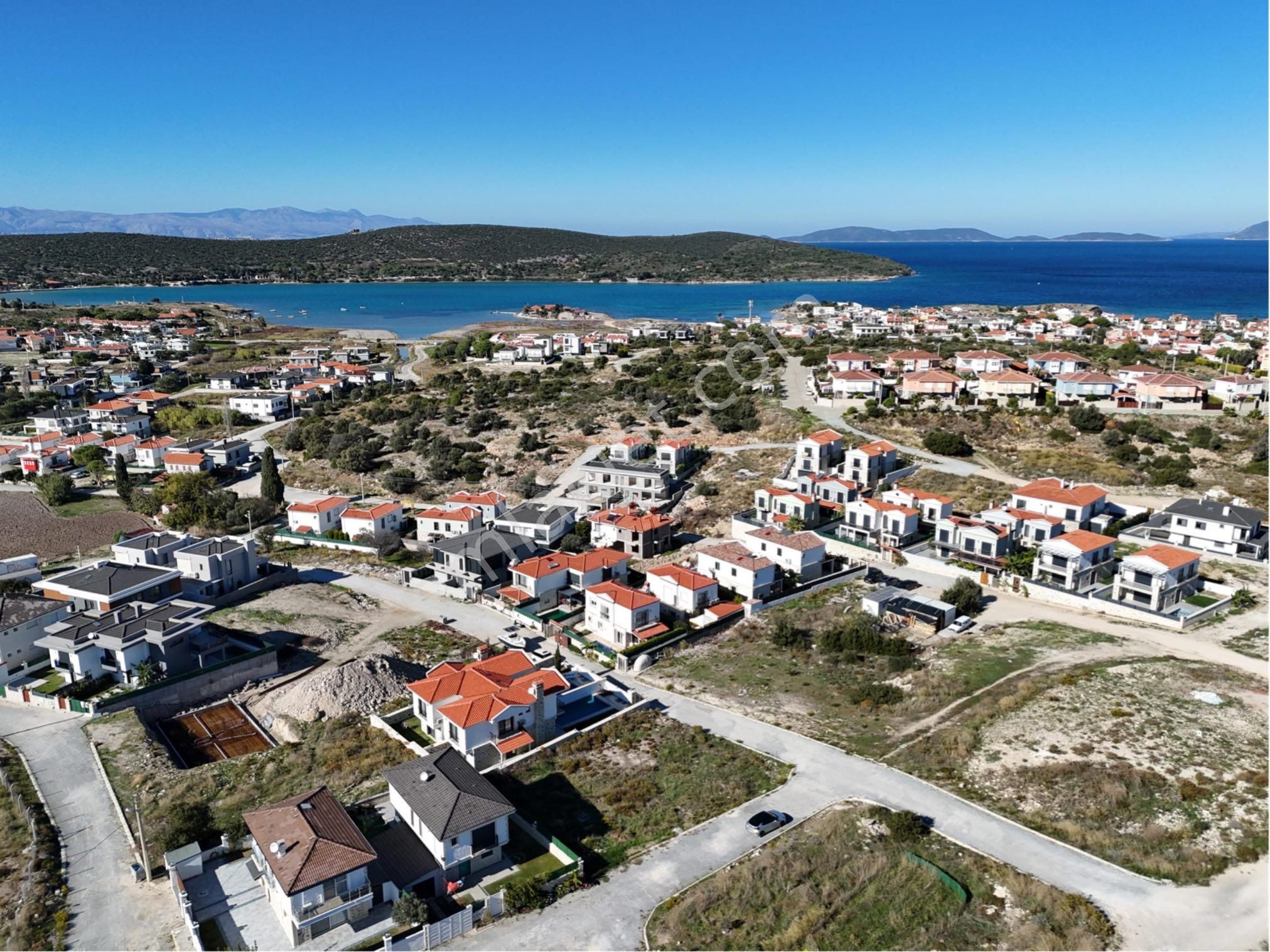 Çeşme’de Köşe Konumlu Emsalsiz Arsa - Görsel 10