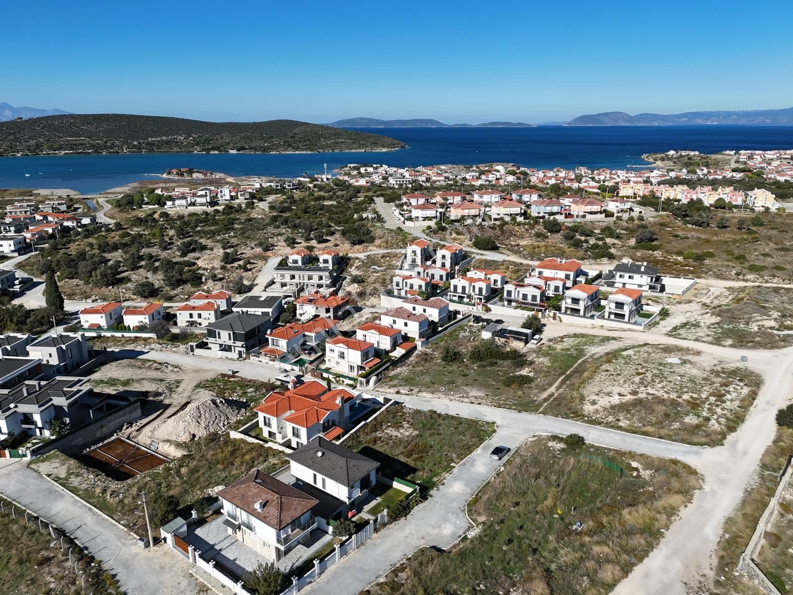 Çeşme’de Köşe Konumlu Emsalsiz Arsa - Görsel 14