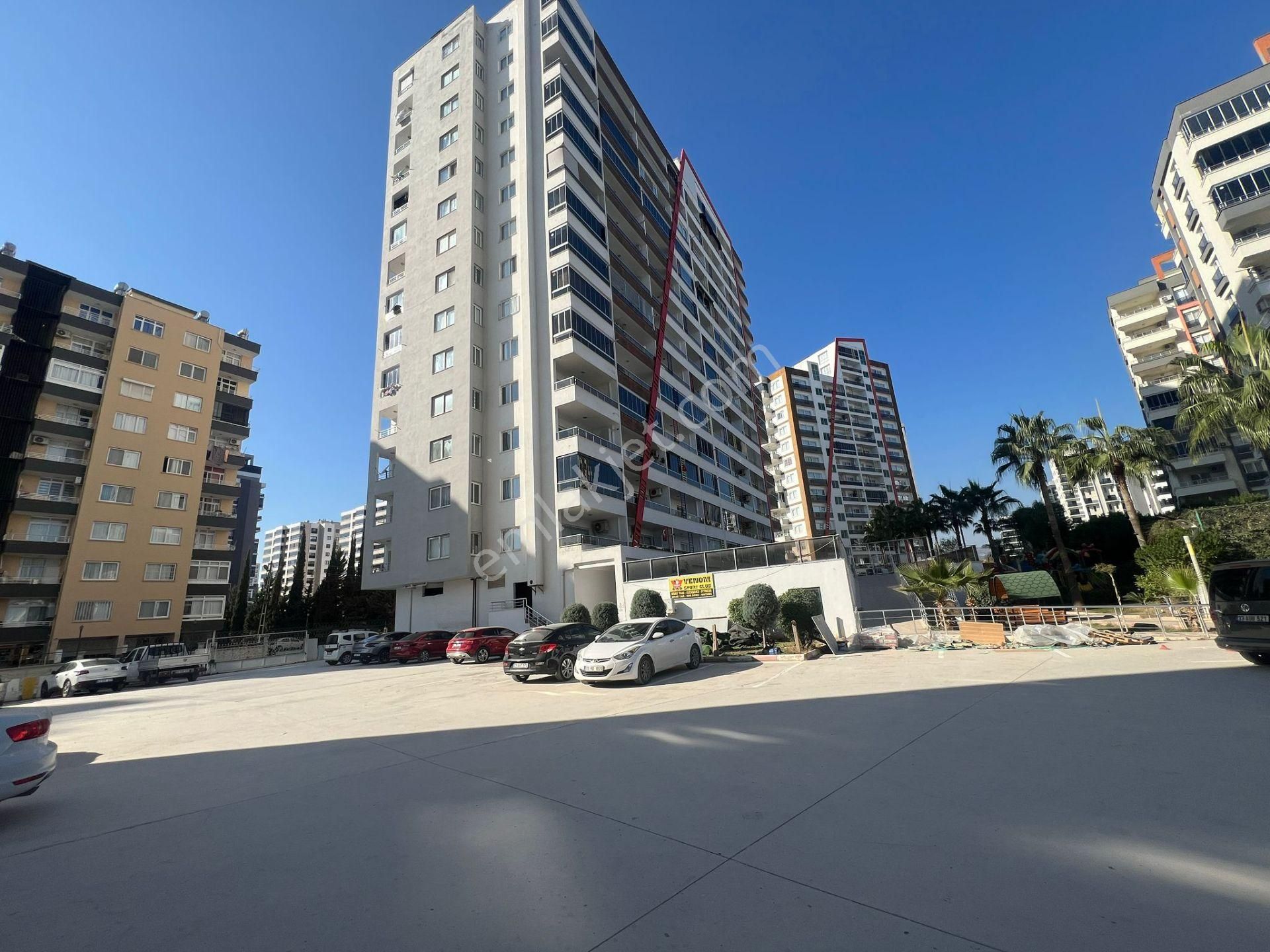 Mezitli Tece'de Full Eşyalı 2+1 Satılık Daire