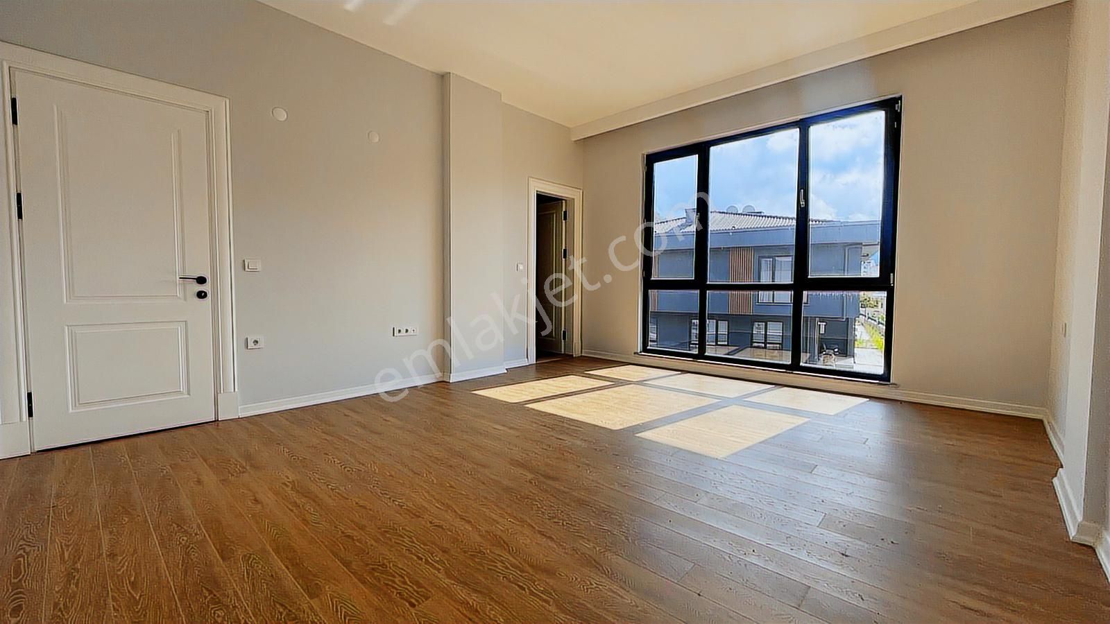 Kiralık Villa Turnasuyunda Denize 100 Mt Mesafede 4+1 - Görsel 2